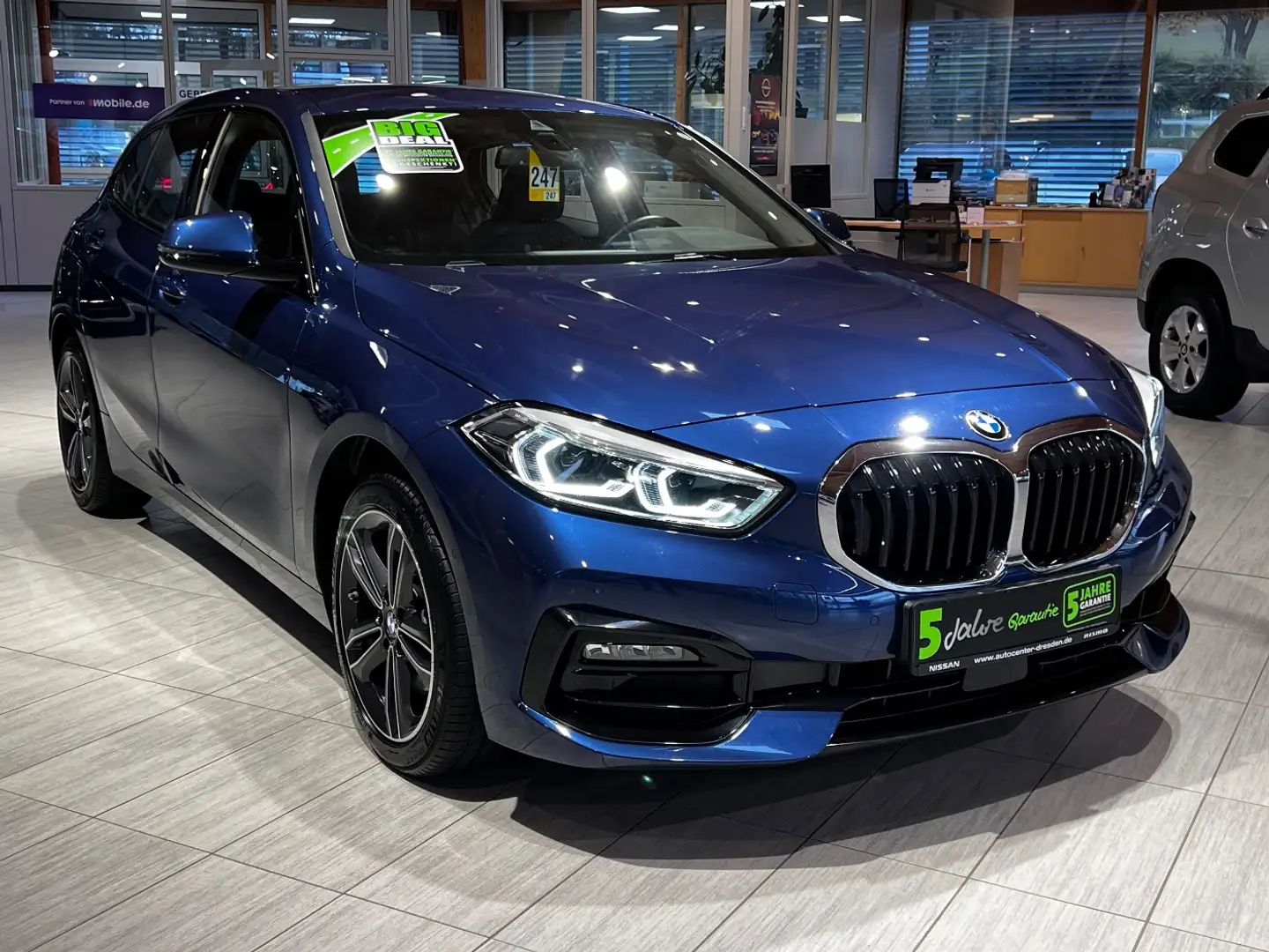 BMW 116 d Sport Line LED+SHZ+2xKlima+KeyLess+Kam Azul - 2