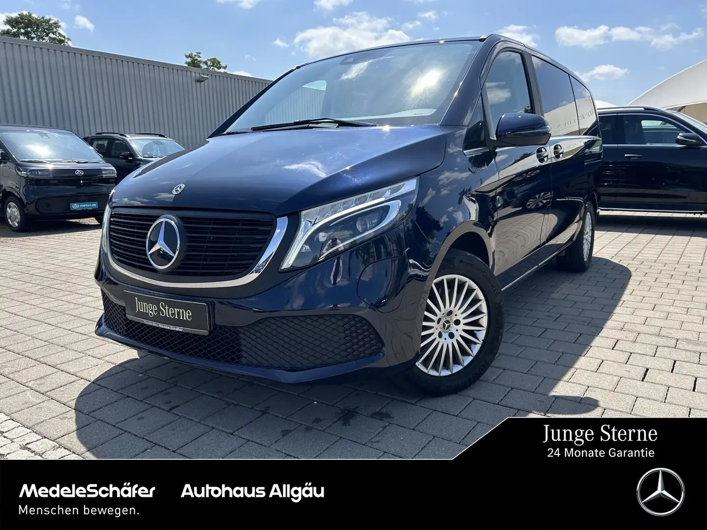 Mercedes-Benz EQV 300 EQV 300 AVANTGARDE Lang LED 7 STIZE LEDER KAMERA Blauw - 1