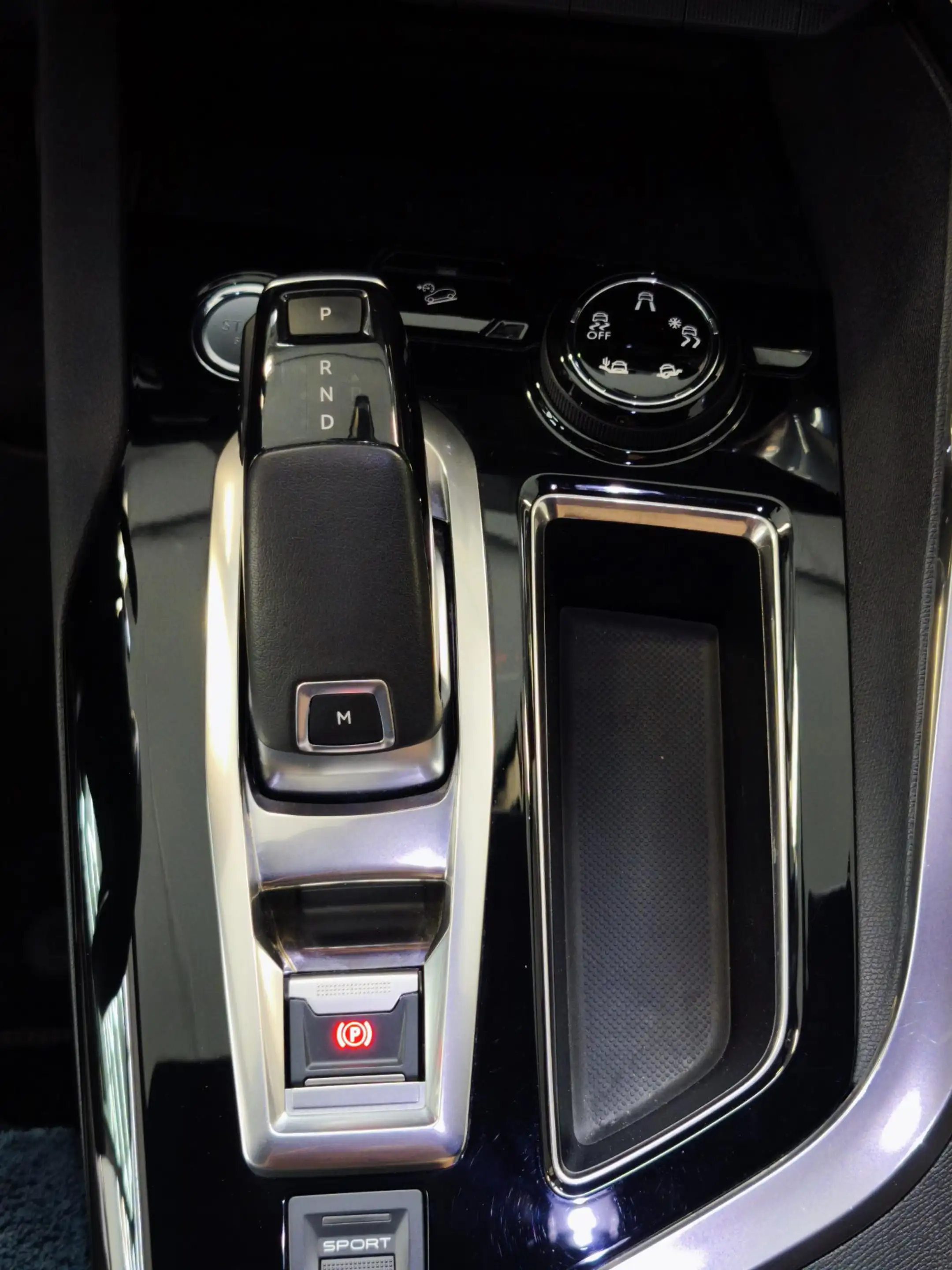 Peugeot 5008 1.6 e-THP GT-Line 7-Pers | Leder | Schuifdak | 360 — photo 19