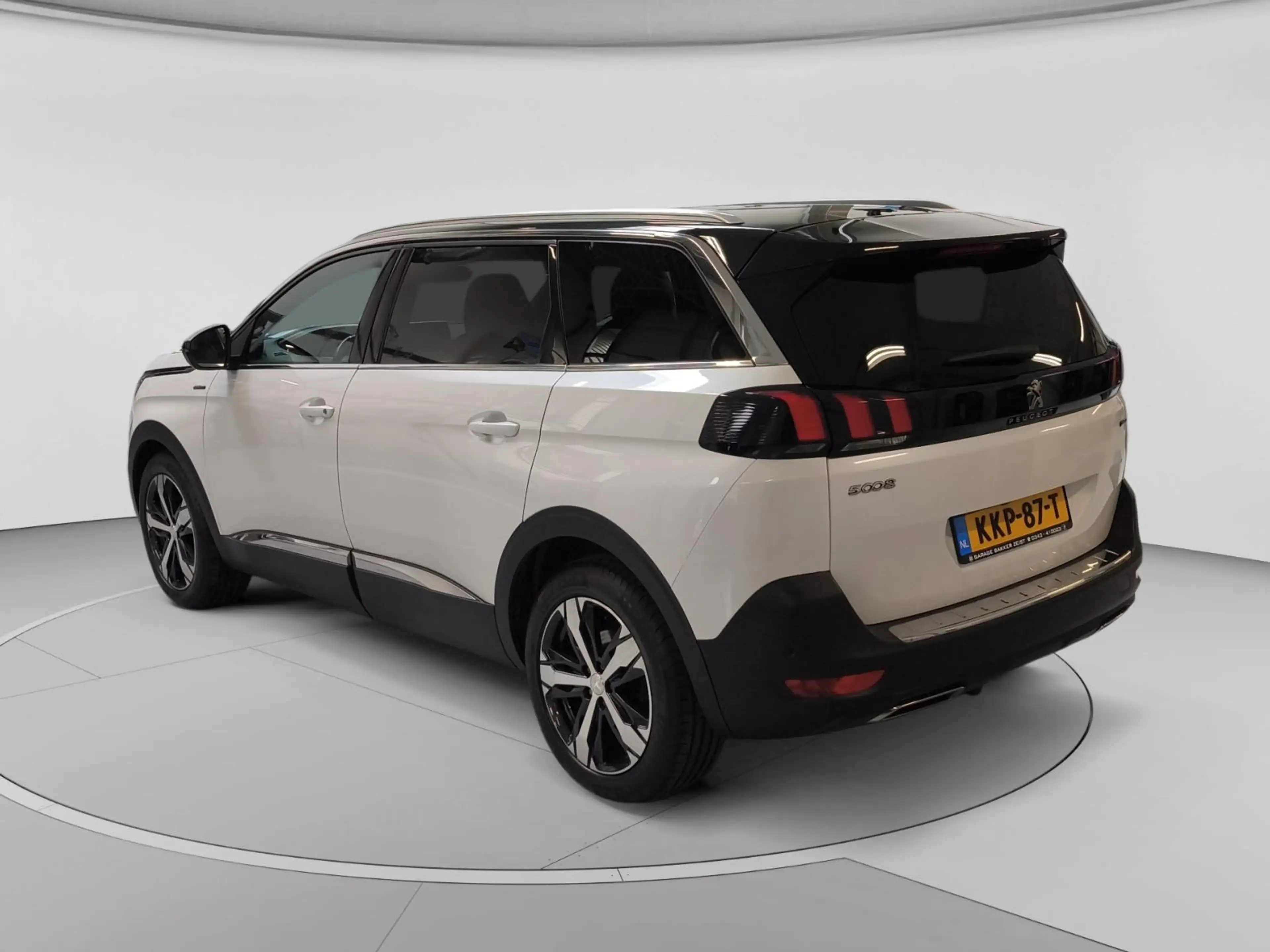 Peugeot 5008 1.6 e-THP GT-Line 7-Pers | Leder | Schuifdak | 360 — photo 5