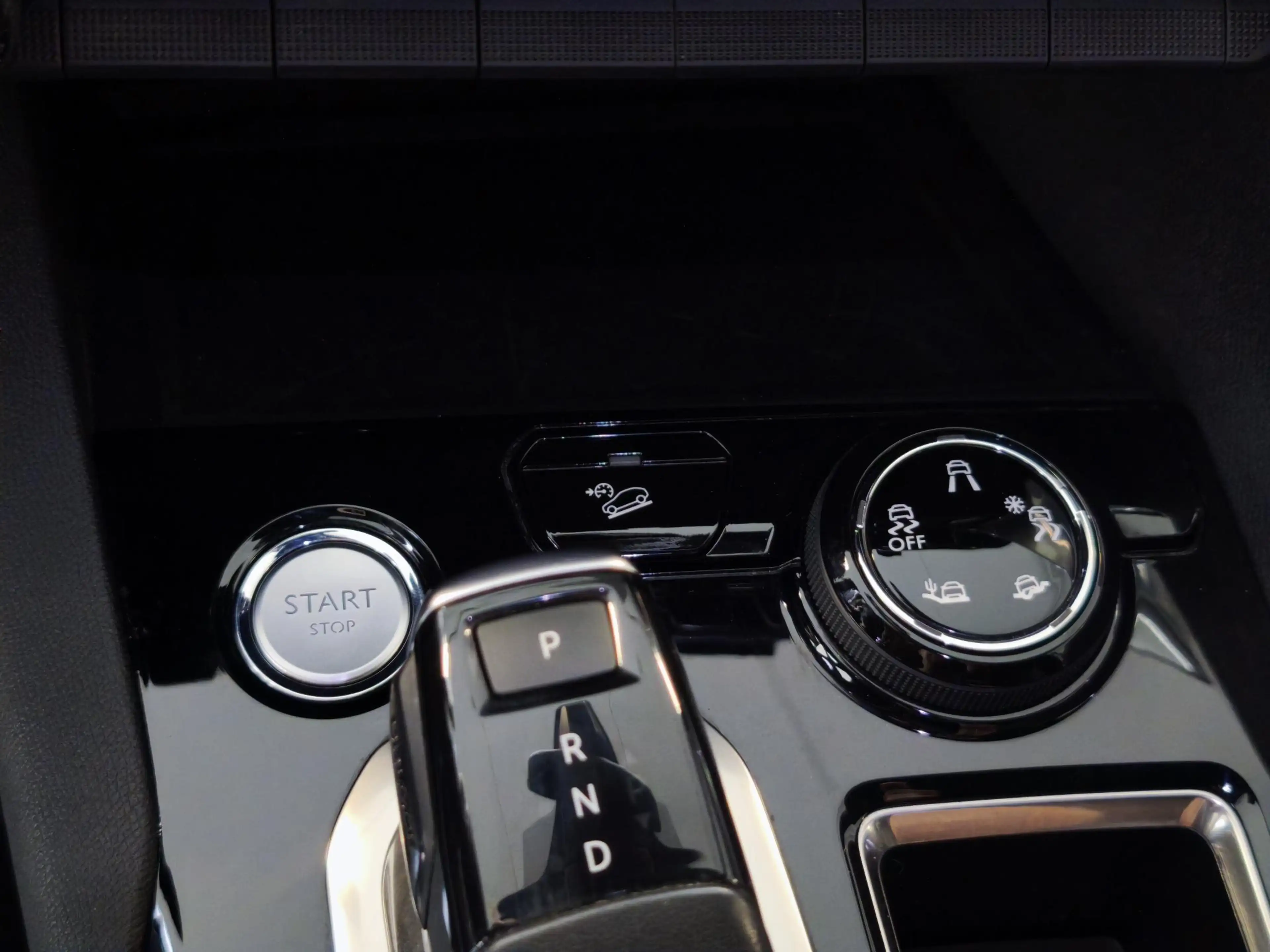 Peugeot 5008 1.6 e-THP GT-Line 7-Pers | Leder | Schuifdak | 360 — photo 20