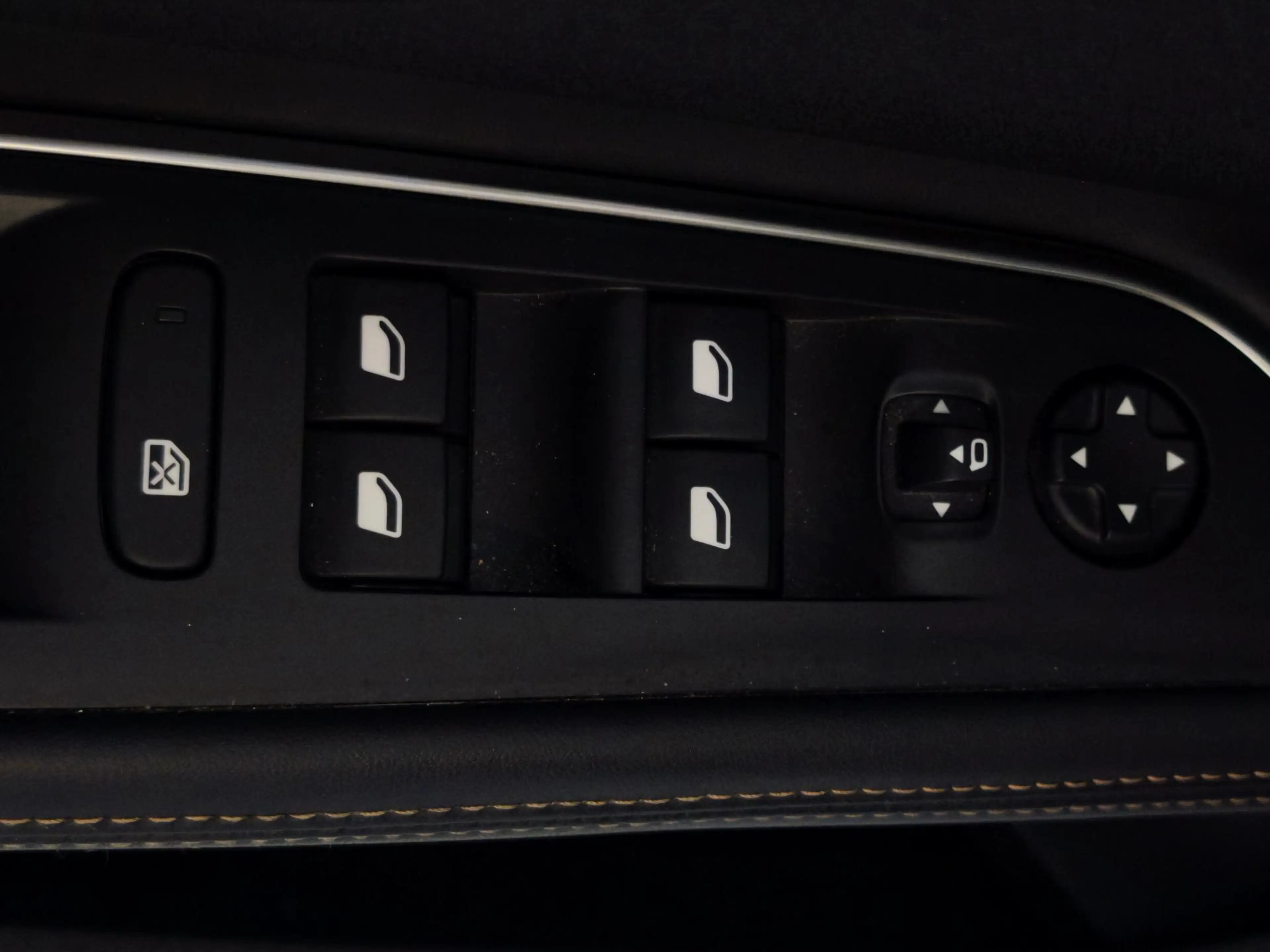 Peugeot 5008 1.6 e-THP GT-Line 7-Pers | Leder | Schuifdak | 360 — photo 24