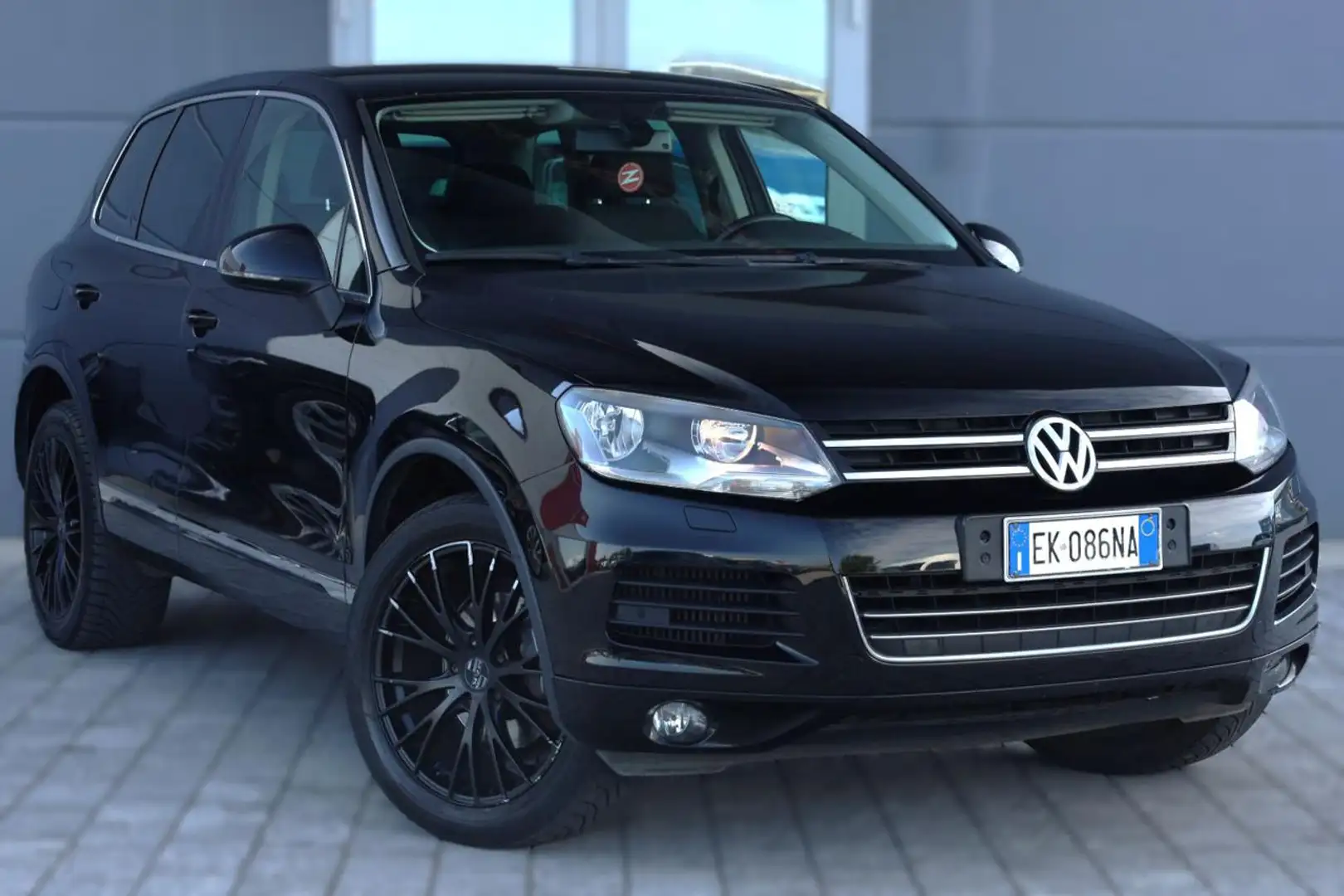 Volkswagen Touareg 3.0 TDI 245 CV tiptronic BlueMotion Tech Nero - 1