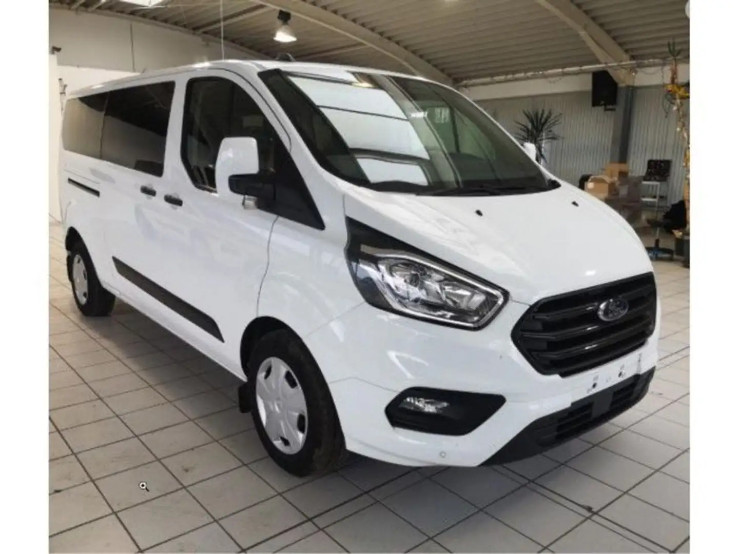 Ford Transit Custom 2.0 TDCi 9 Sitz Kamera Navi Sitzh White - 2