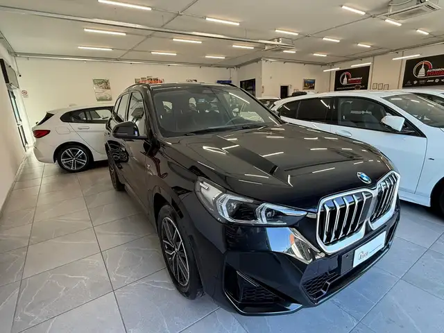 BMW X1 view 3