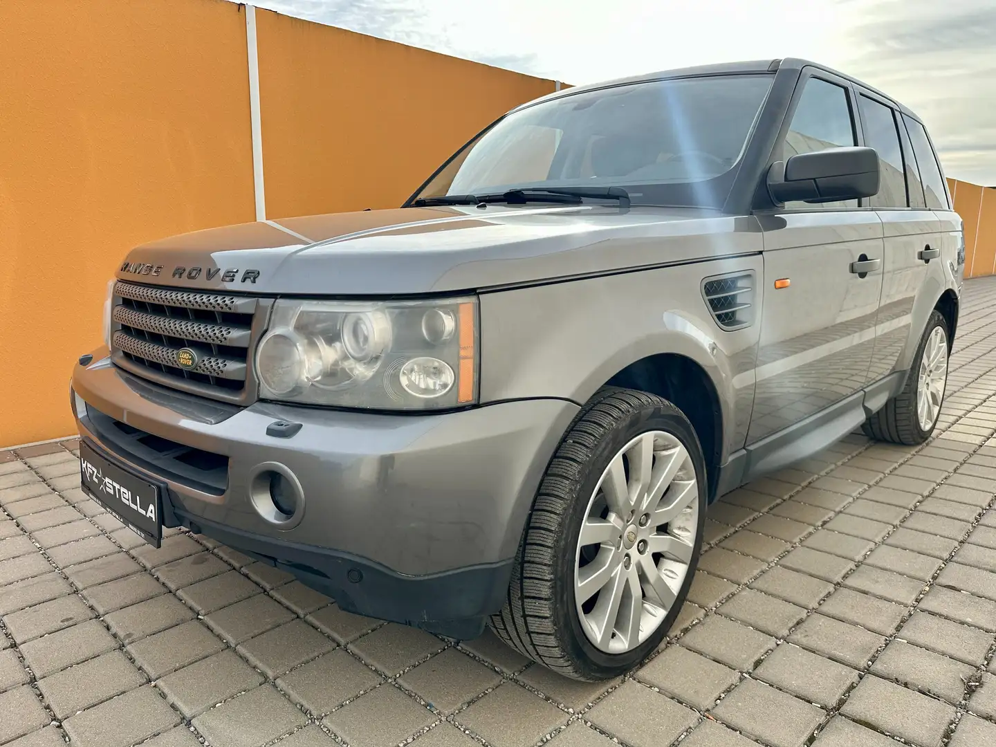 Land Rover Range Rover Sport V6 TD HSE / SHD / Harman Kardon / Leder / 4xSHZG Šedá - 2