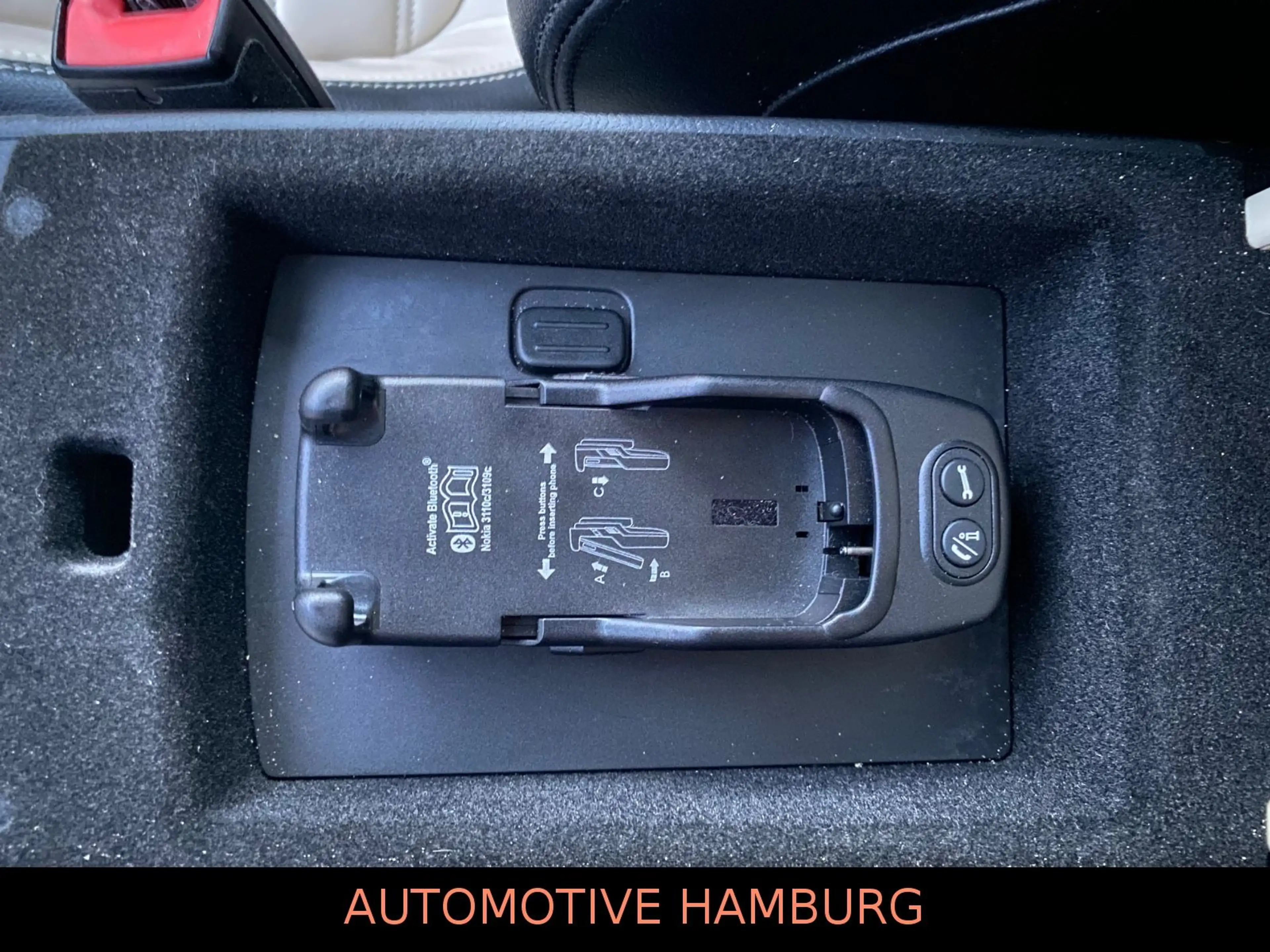 Volkswagen Passat CC 3.6 4M*Bi-Xenon*Leder*NAVI*Pano*StHZ — photo 39