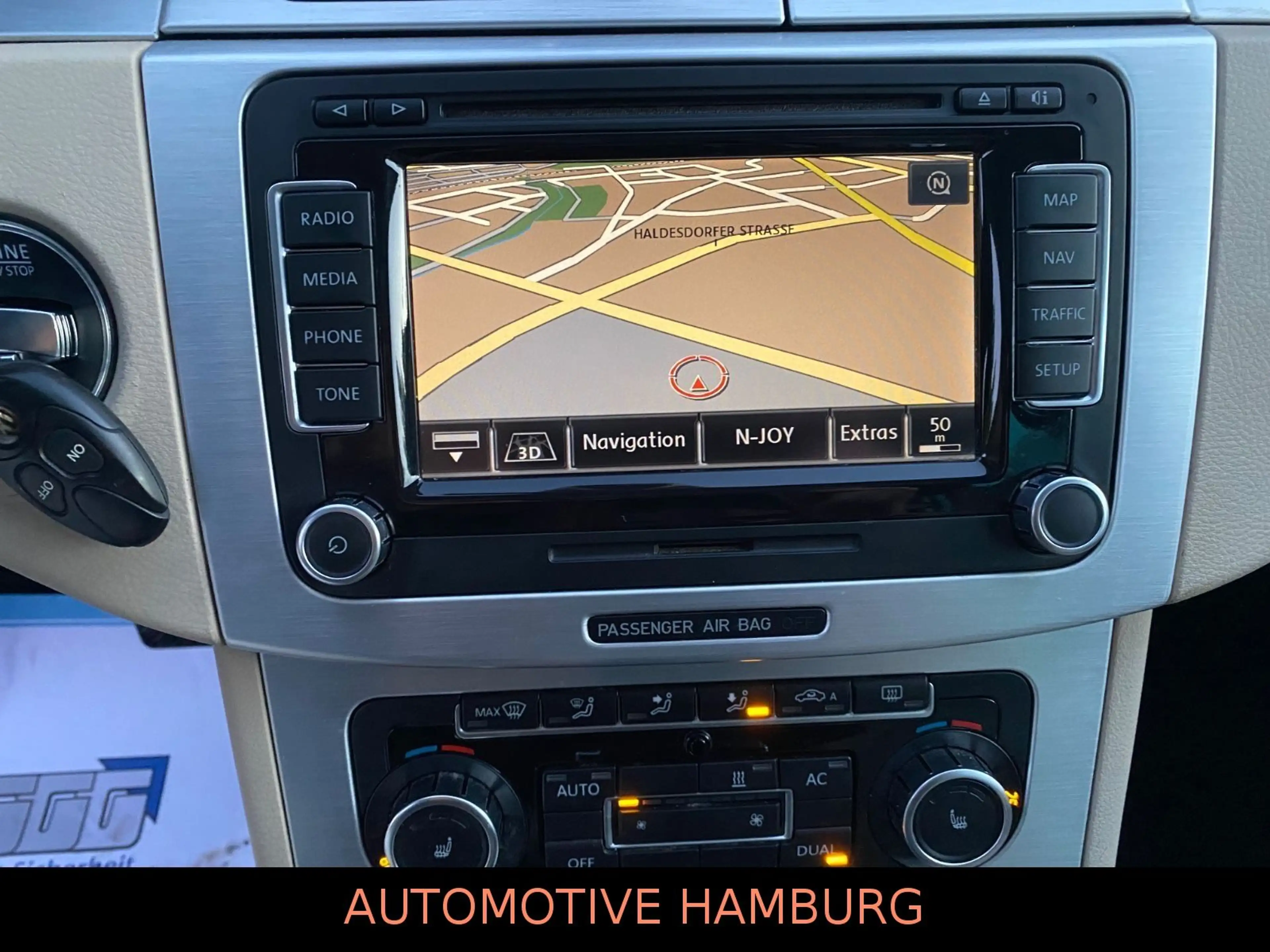 Volkswagen Passat CC 3.6 4M*Bi-Xenon*Leder*NAVI*Pano*StHZ — photo 13