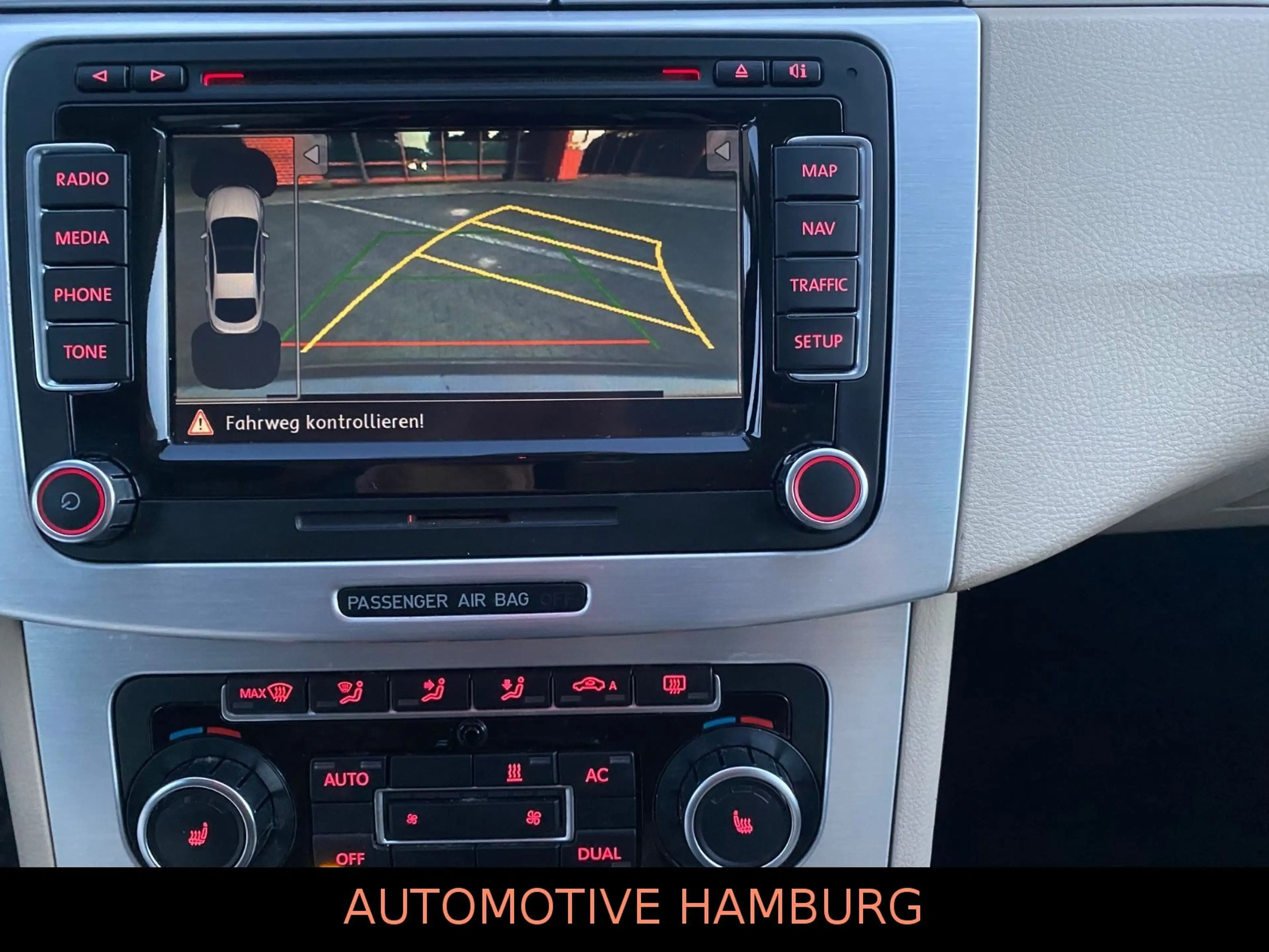 Volkswagen Passat CC 3.6 4M*Bi-Xenon*Leder*NAVI*Pano*StHZ — photo 16
