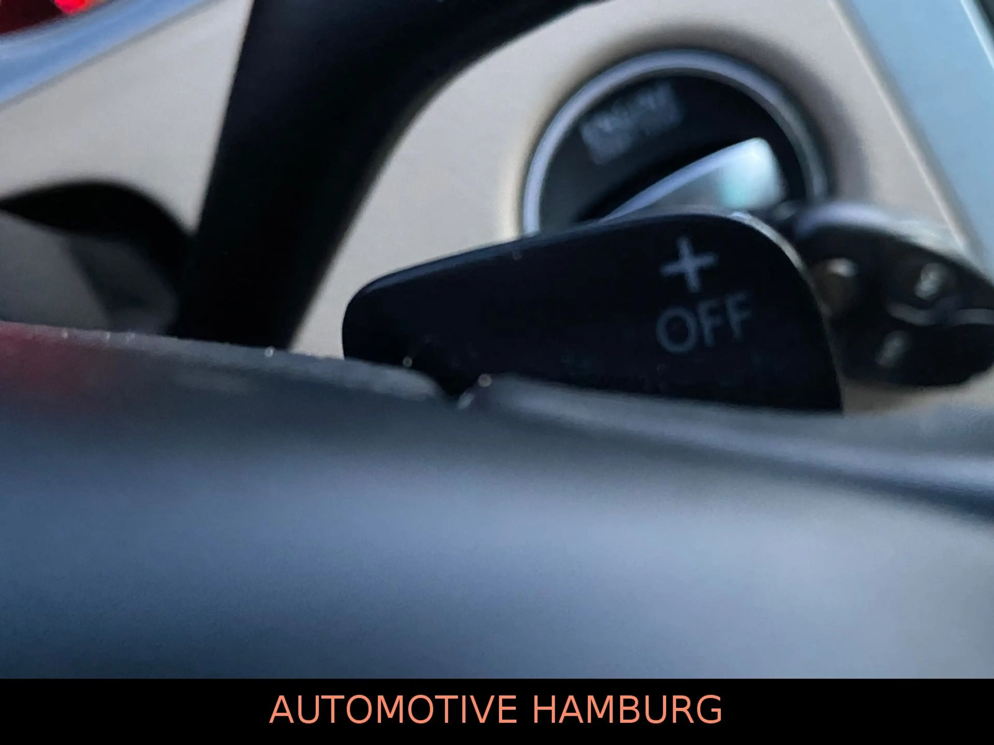 Volkswagen Passat CC 3.6 4M*Bi-Xenon*Leder*NAVI*Pano*StHZ — photo 28