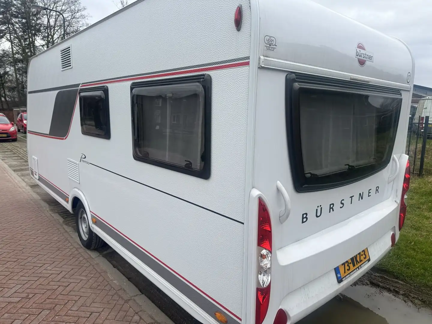 Bürstner Premio 460 TS fransbed Wit - 2