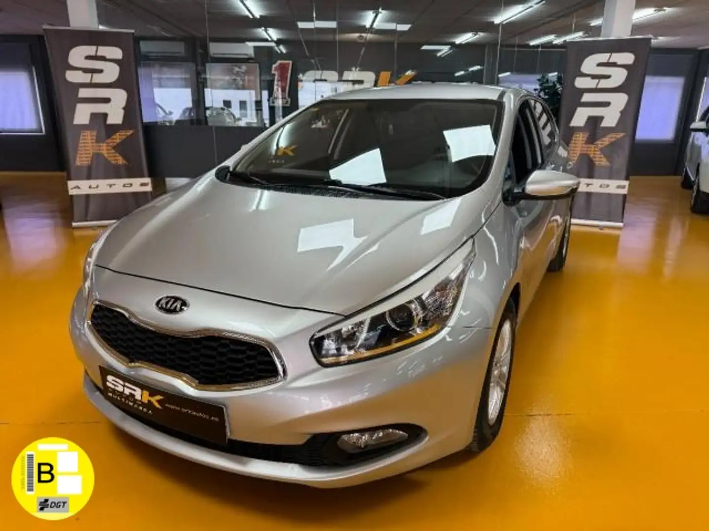 Kia Ceed / cee'd 1.4CRDI WGT Concept 90 Argent - 1
