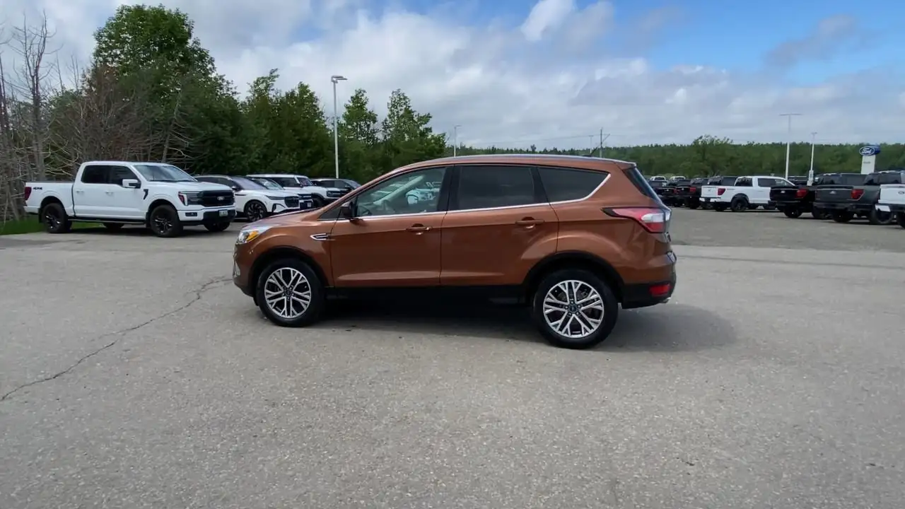 Ford Escape photo Ford Escape
