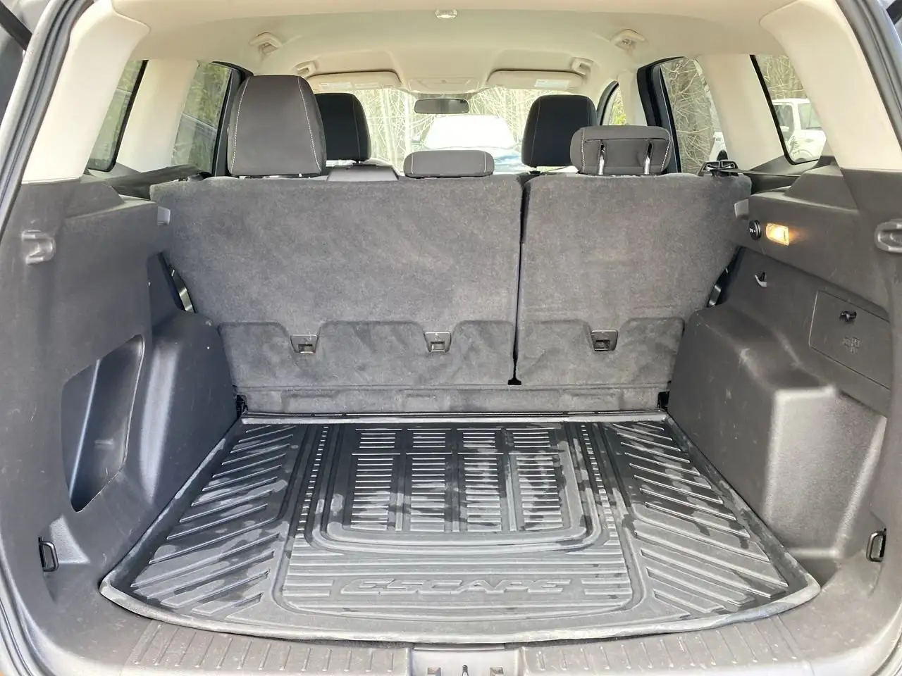 Ford Escape photo Ford Escape