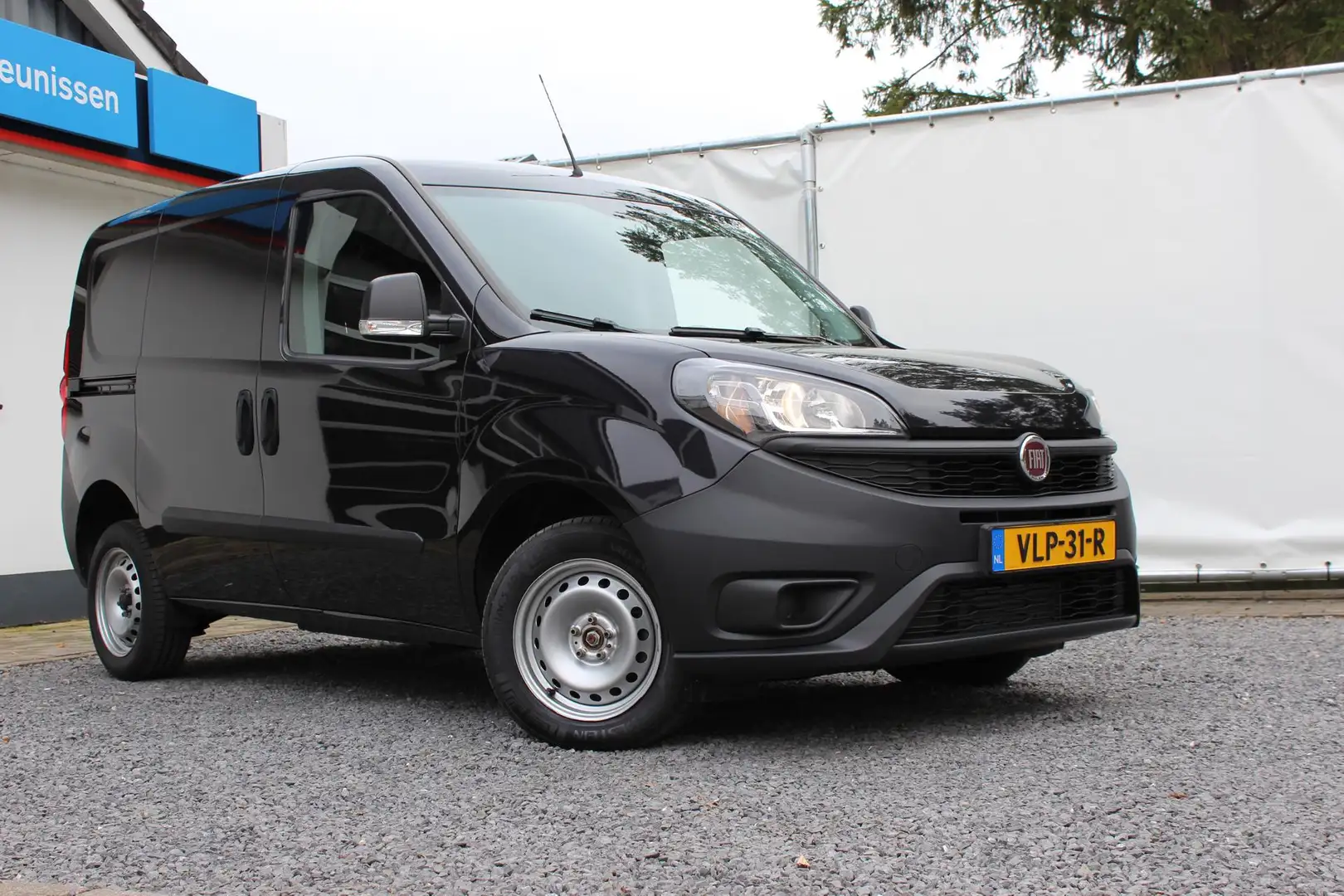 Fiat Doblo Cargo 1.6 105pk L1 3 Zits | Airco | Cruise | NAP Zwart - 2