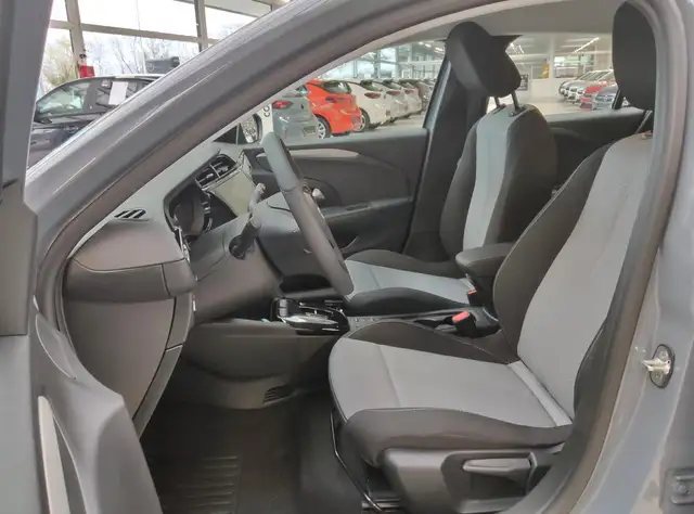 Opel Corsa view 11