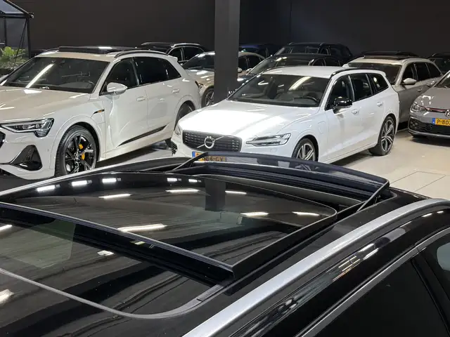Volvo V60 view 4
