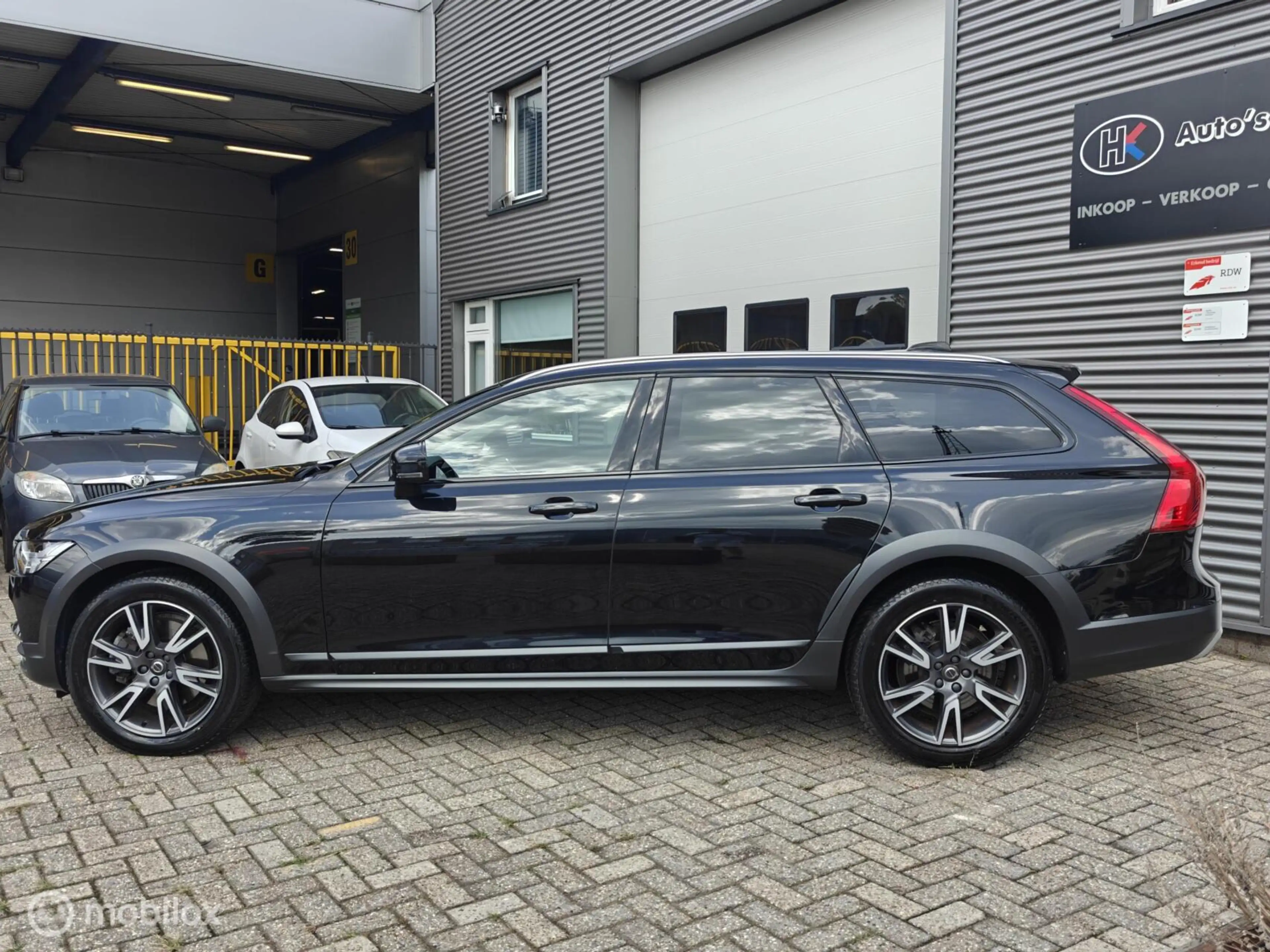 Volvo V90 Cross Country 2.0 T5 AWD Pro Volleder El. Panorama — photo 7