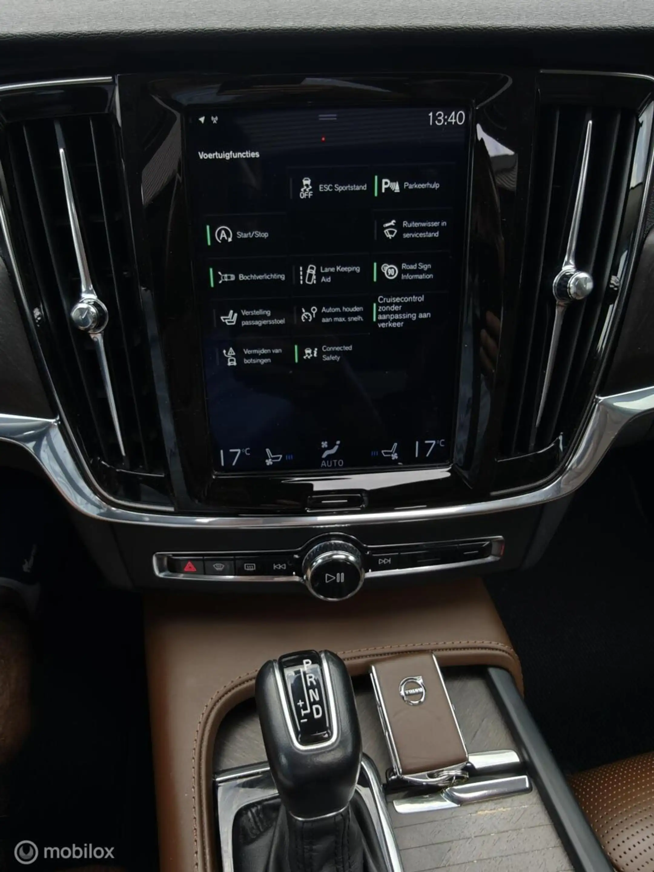 Volvo V90 Cross Country 2.0 T5 AWD Pro Volleder El. Panorama — photo 34