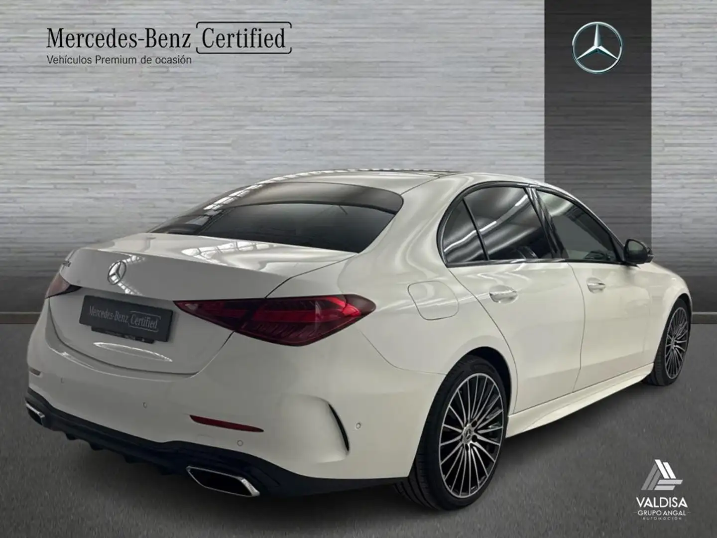 Mercedes-Benz C 220 d AMG Line - 2