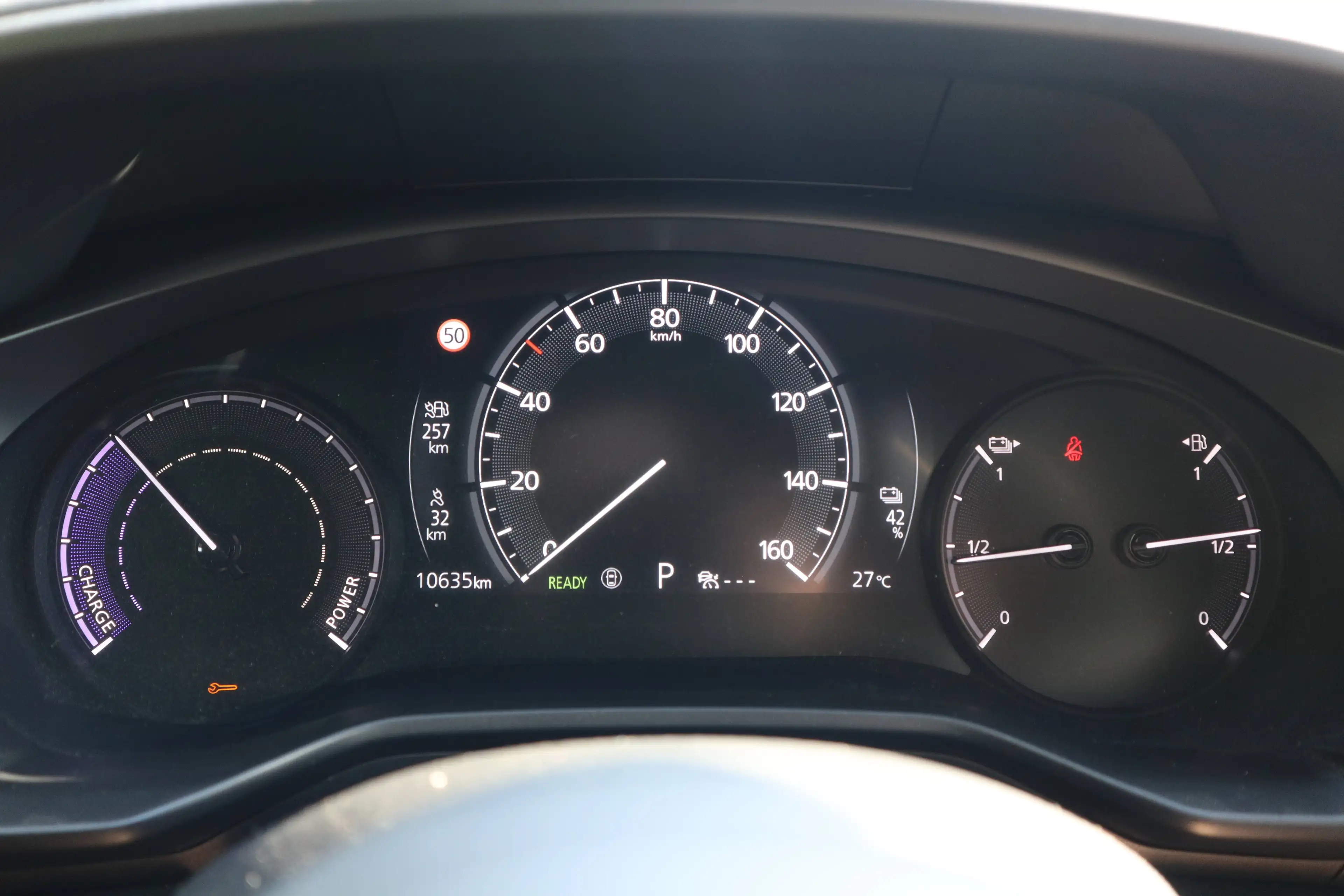 Mazda MX-30 MX-30 17.8 kWh e-SKYACTIV R-EV Makoto (125kW) — photo 8