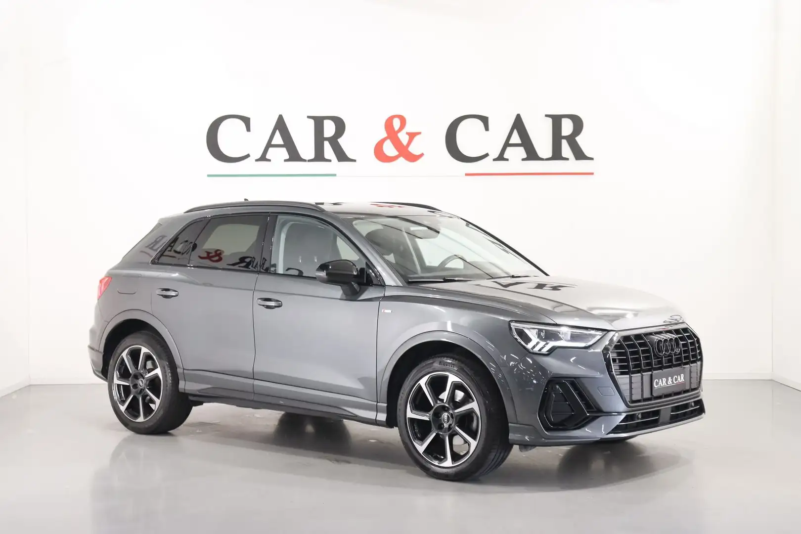 Audi Q3 35 TDI S Tronic - S Line Grigio - 1