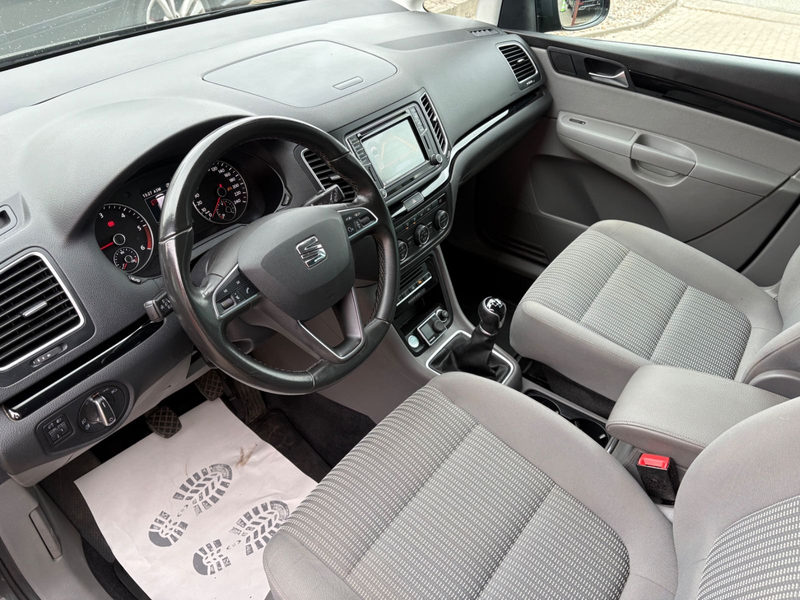 SEAT Alhambra Style/7-SITZE/AHK/NAVI/TEMP/KAM/APPLE/ — photo 8