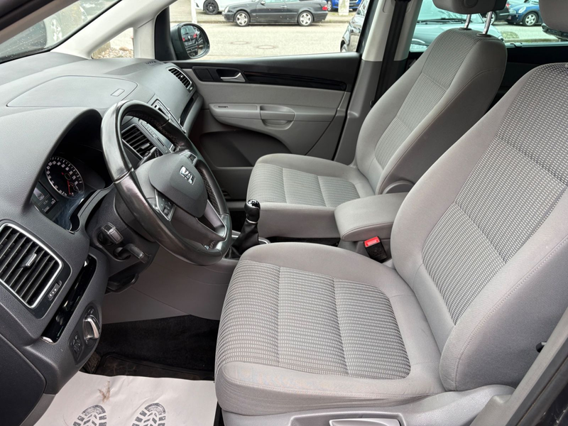 SEAT Alhambra Style/7-SITZE/AHK/NAVI/TEMP/KAM/APPLE/ — photo 9