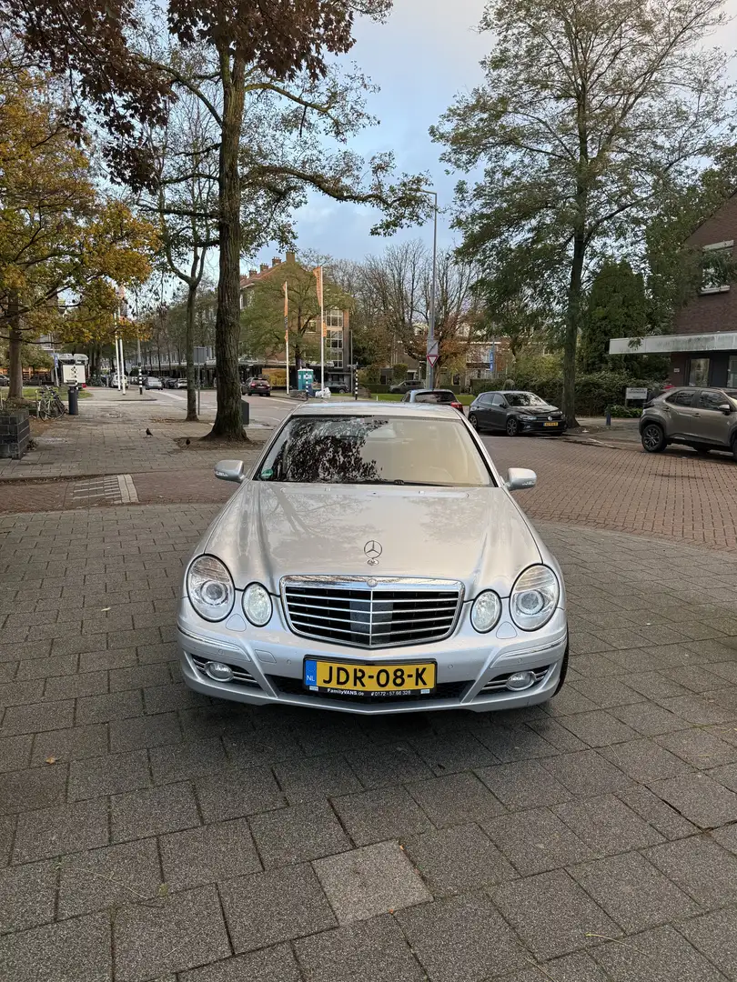 Mercedes-Benz E 280 Avantgarde Grijs - 1