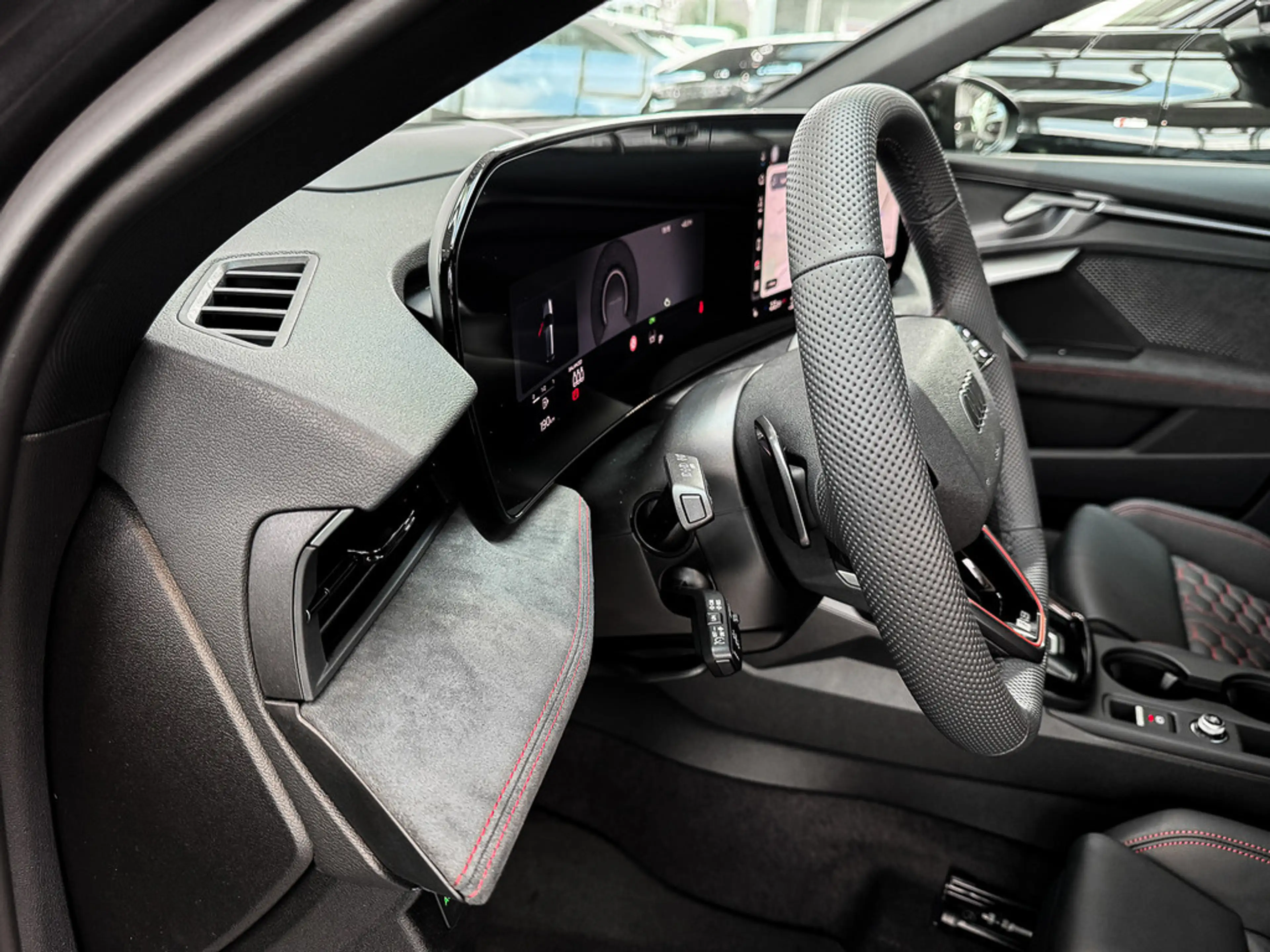Audi RS3 — photo 15
