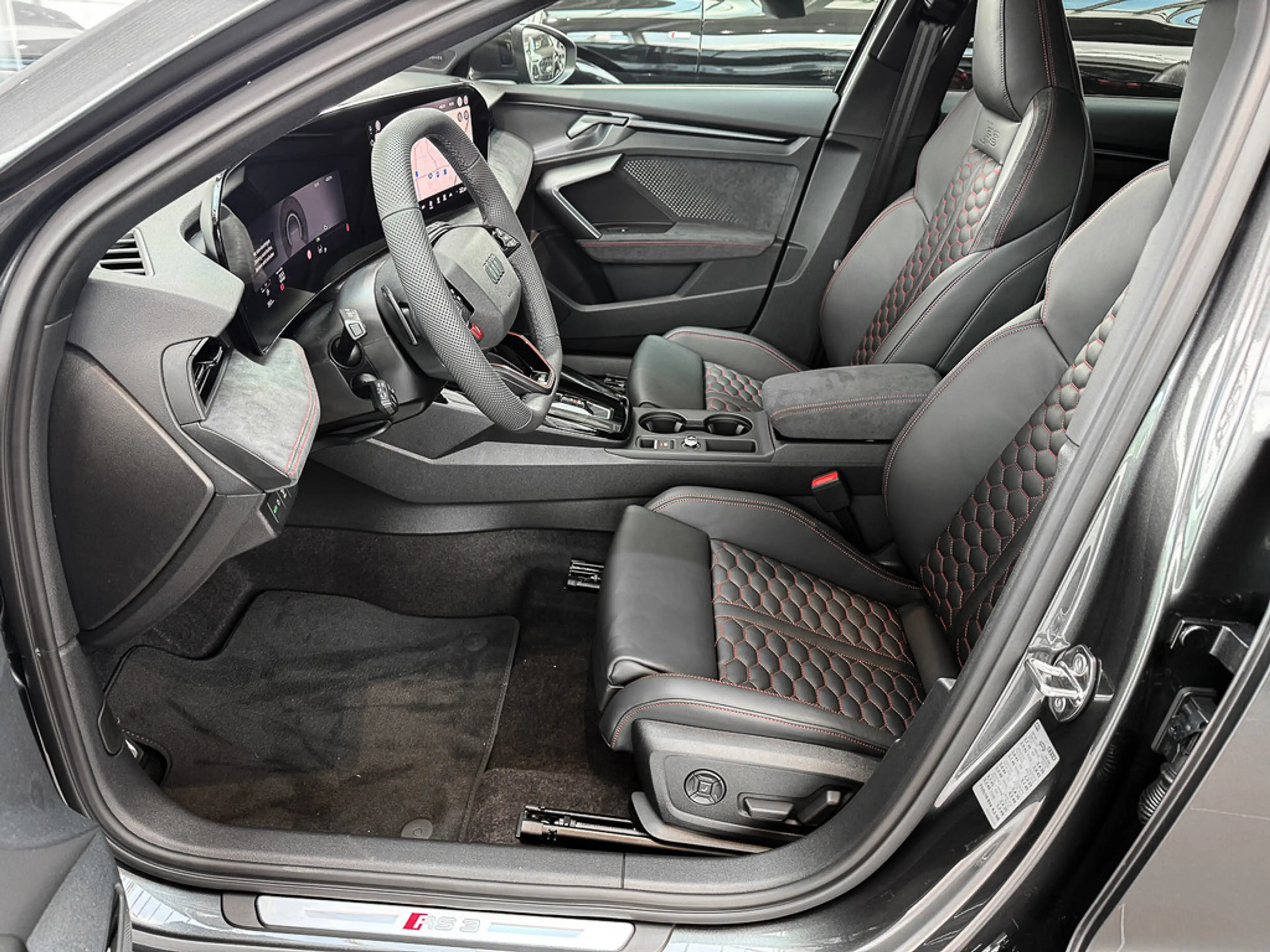 Audi RS3 — photo 13