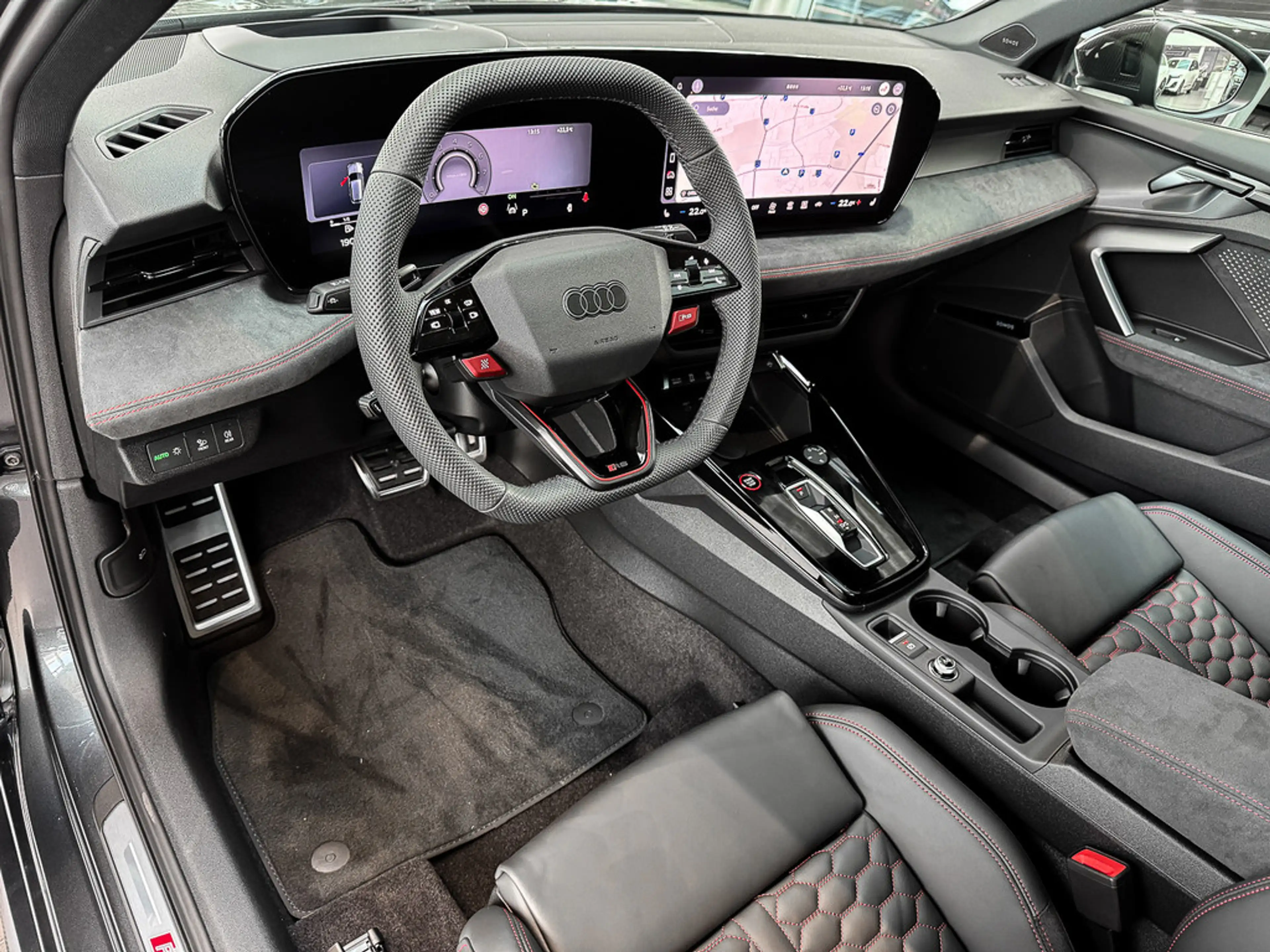 Audi RS3 — photo 9