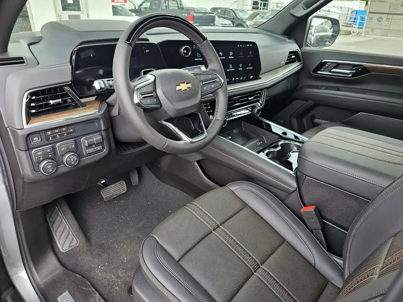 Chevrolet Tahoe снимка Chevrolet Tahoe