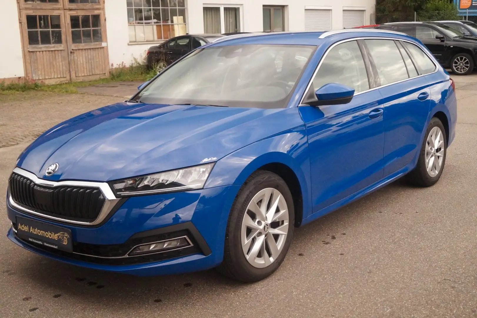 Skoda Octavia Combi First Edition Blau - 1