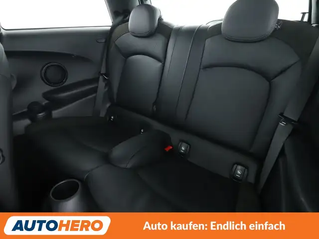 MINI Hatch view 14