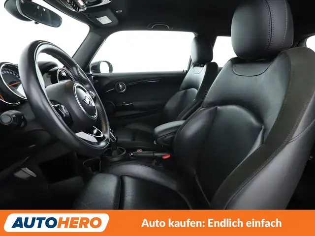 MINI Hatch view 10