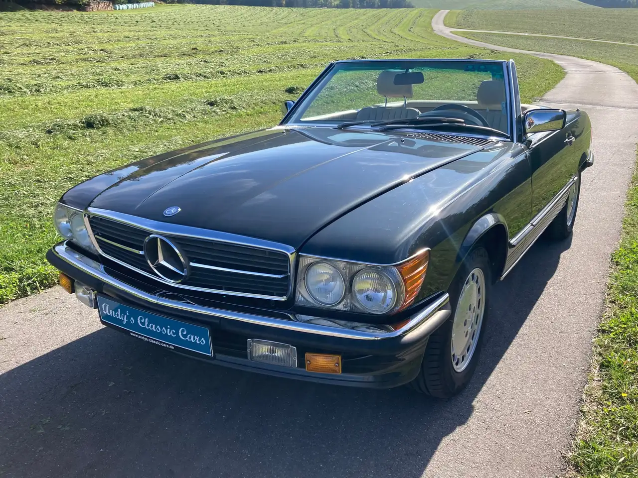 Mercedes-Benz SL 560