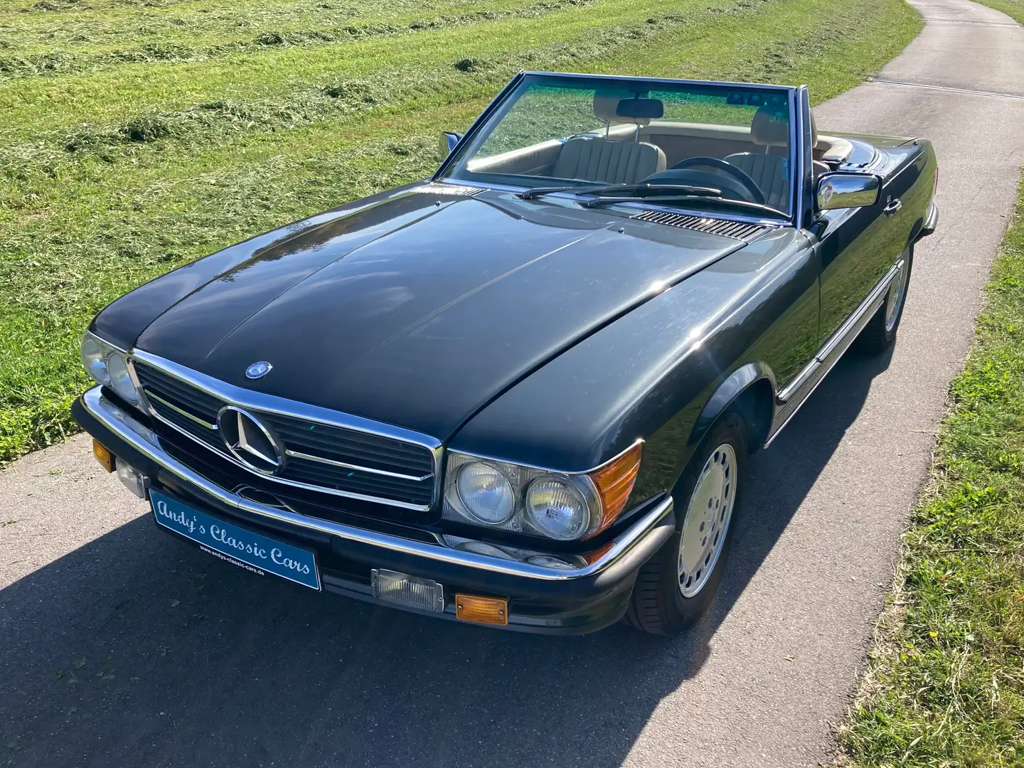 Mercedes-Benz SL 560 Zwart - 2