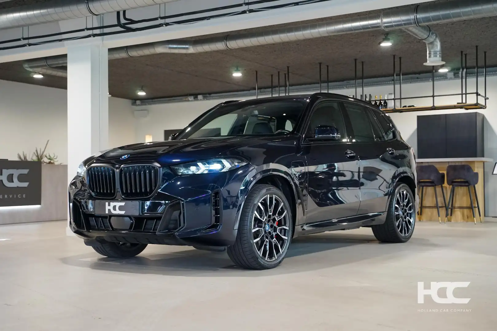 BMW X5 xDrive50e M Sport Pro | SkyLounge | M Stoelen | Ca Negro - 1