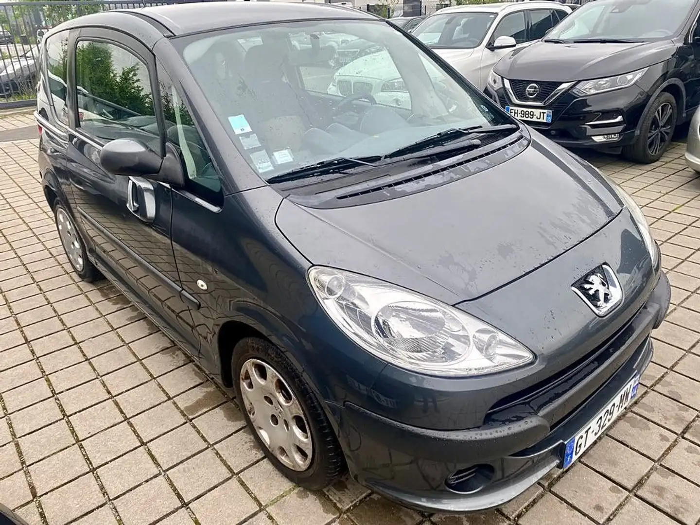 Peugeot 1007 1.4 HDI 70 ch Blue Lion Trendy Šedá - 2