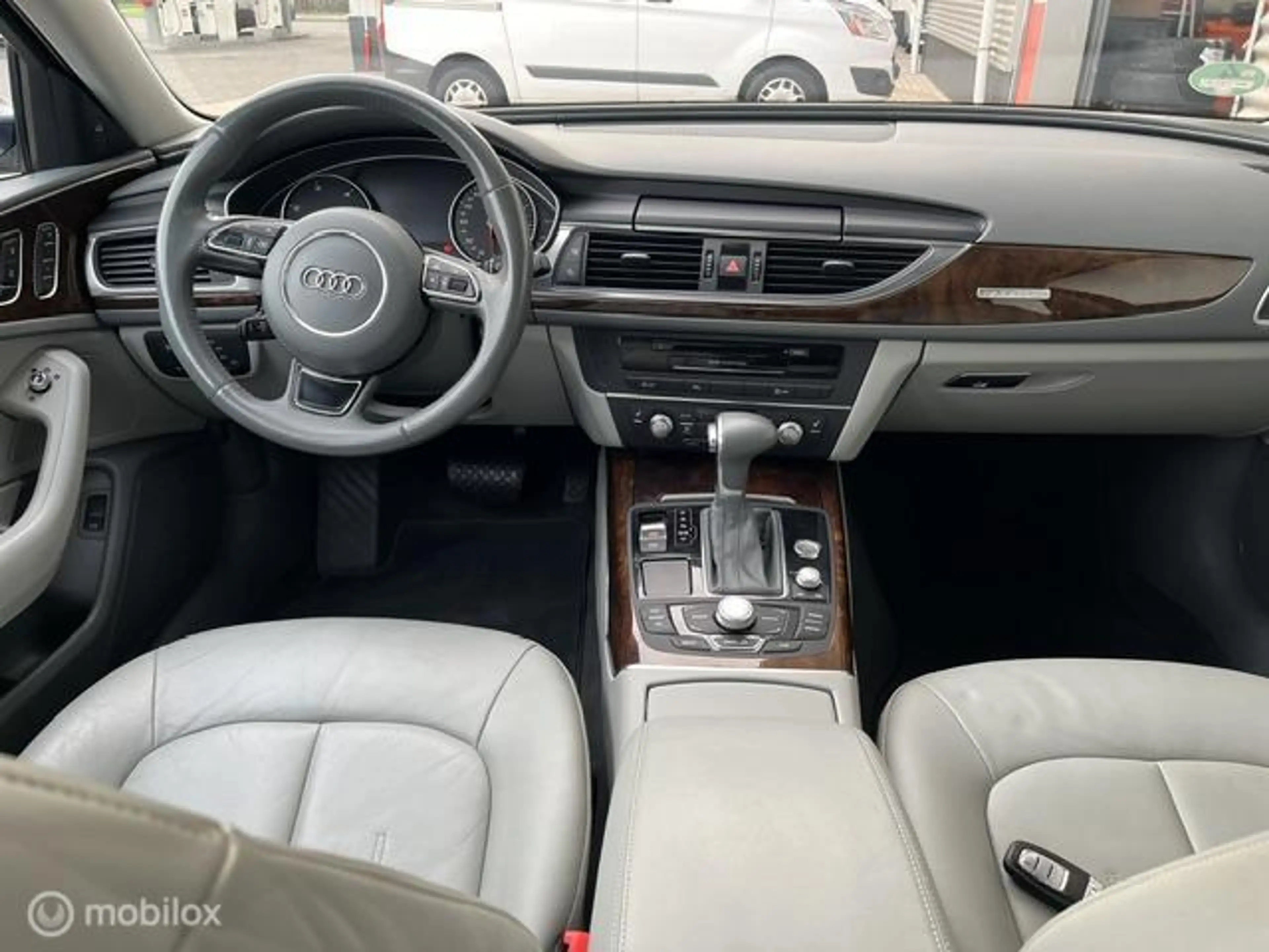 Audi A6 Avant 3.0 TDI quattro Pro Line Plus — photo 10