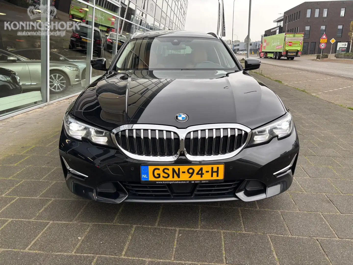 BMW 330 3-serie 330e High Executive Schwarz - 2