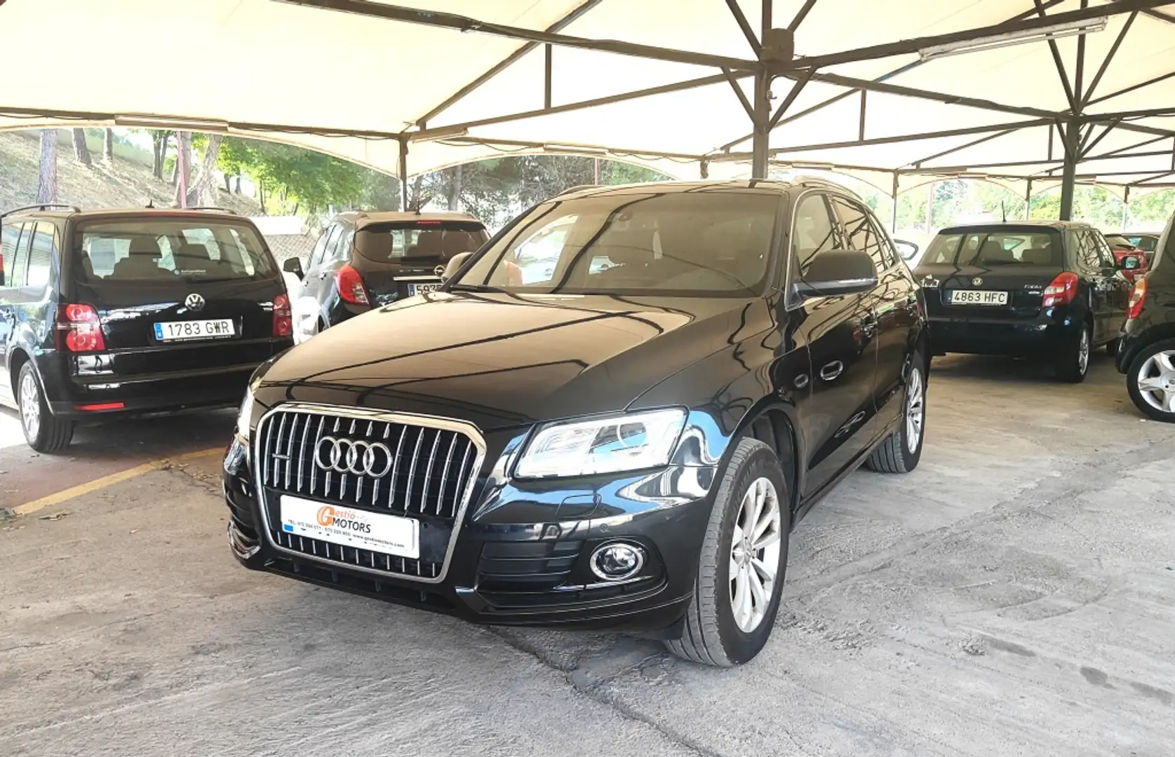 Audi Q5 2.0TDI quattro Advance 177 Schwarz - 1