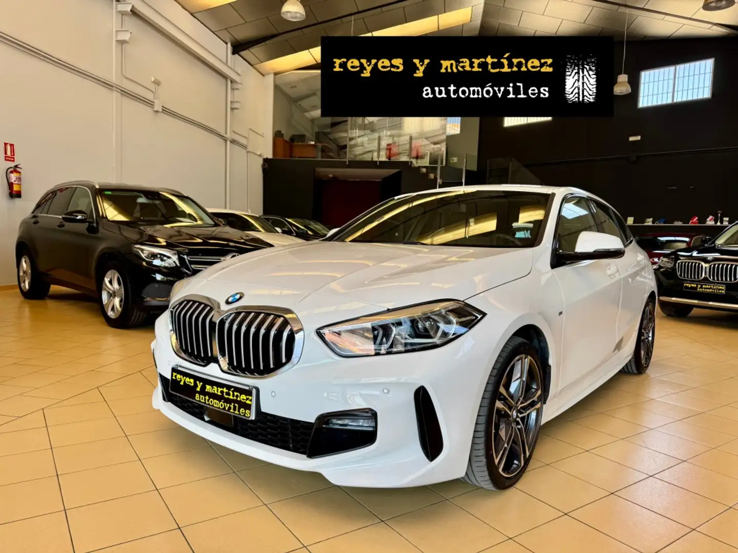 BMW 118 118d M Sport Blanc - 1