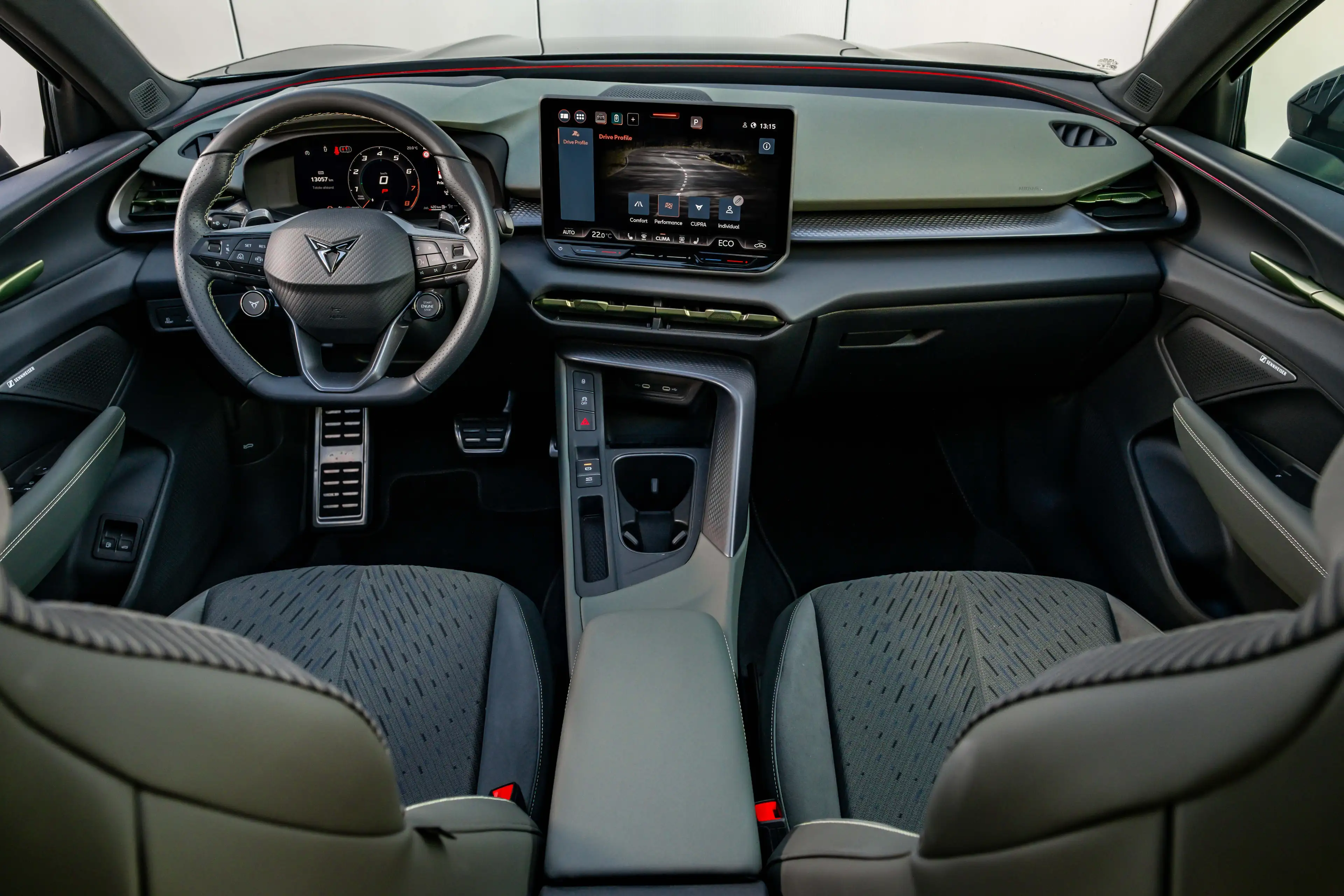 CUPRA Terramar 1.5 TSI e-Hybrid VZ Tribe Edition l Sennheiser Sou — photo 10