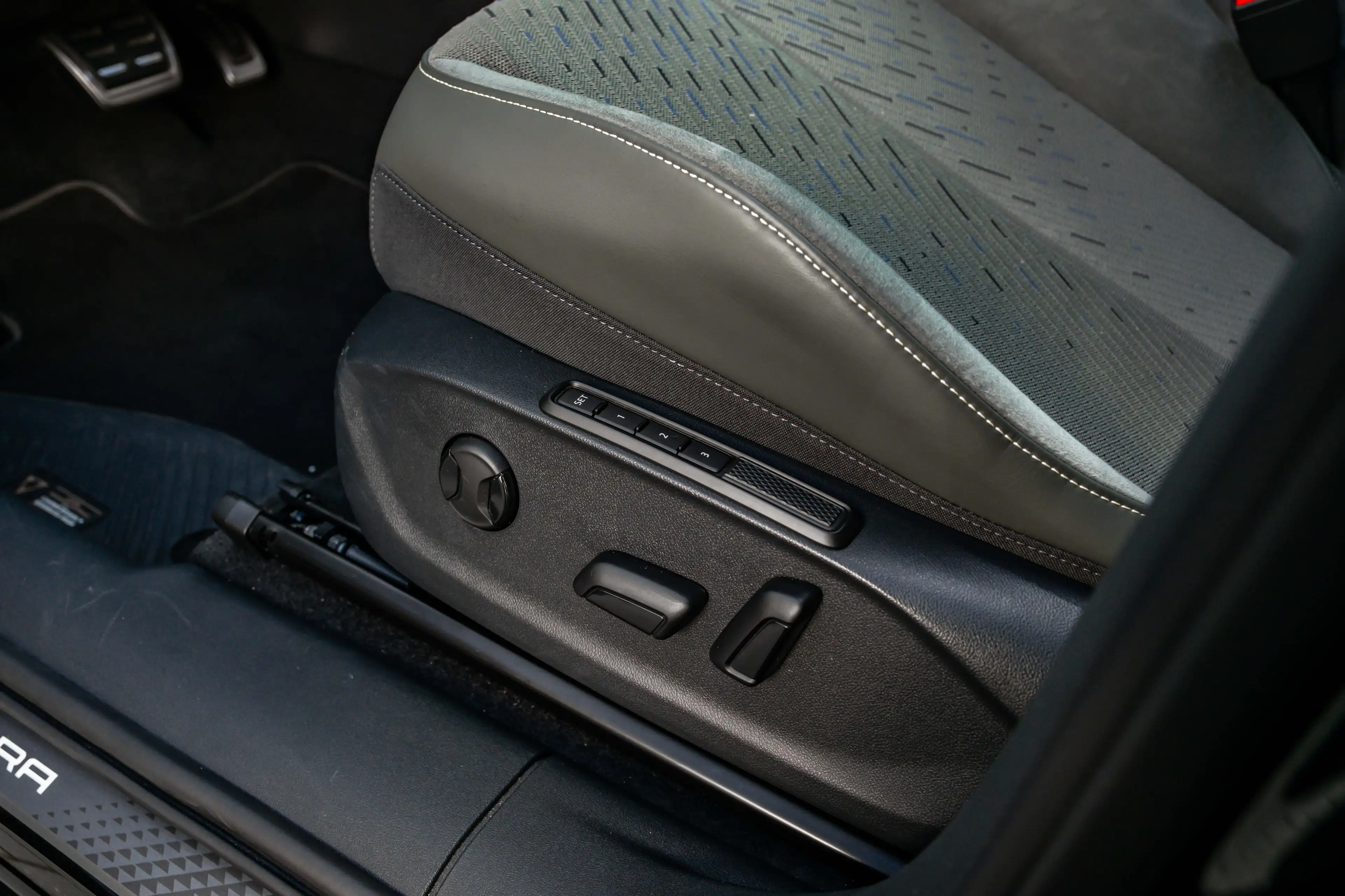 CUPRA Terramar 1.5 TSI e-Hybrid VZ Tribe Edition l Sennheiser Sou — photo 25