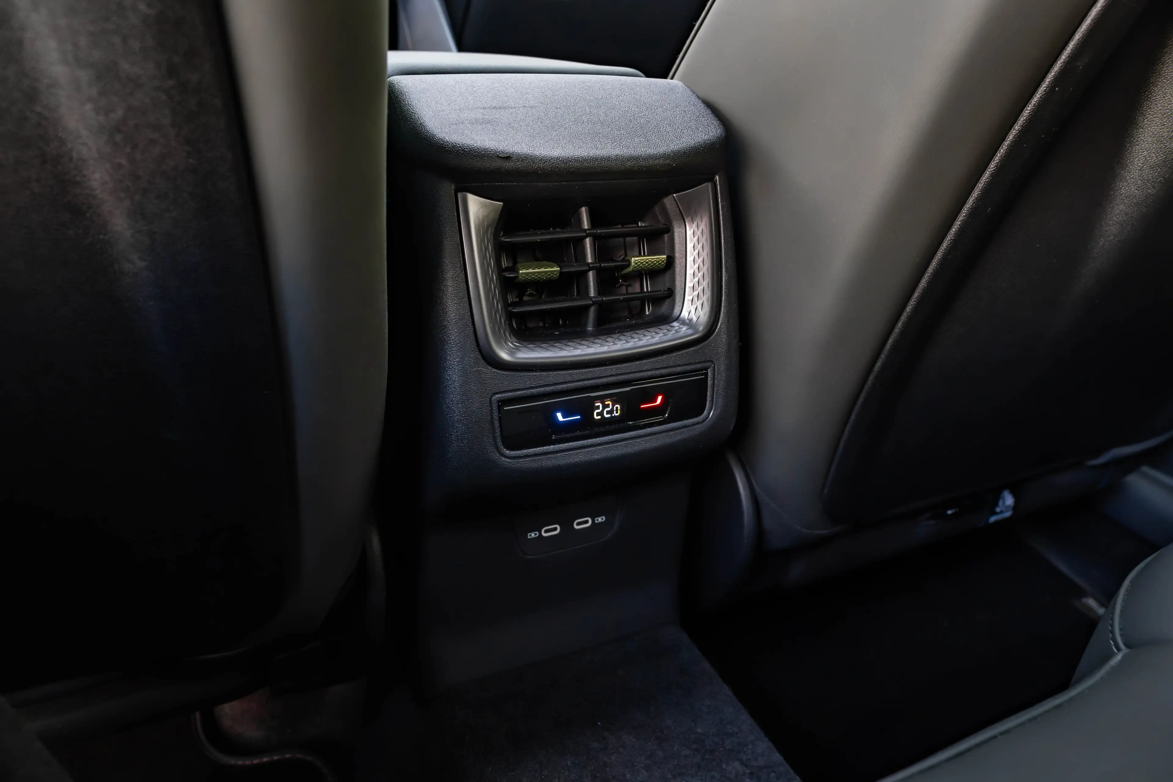 CUPRA Terramar 1.5 TSI e-Hybrid VZ Tribe Edition l Sennheiser Sou — photo 17