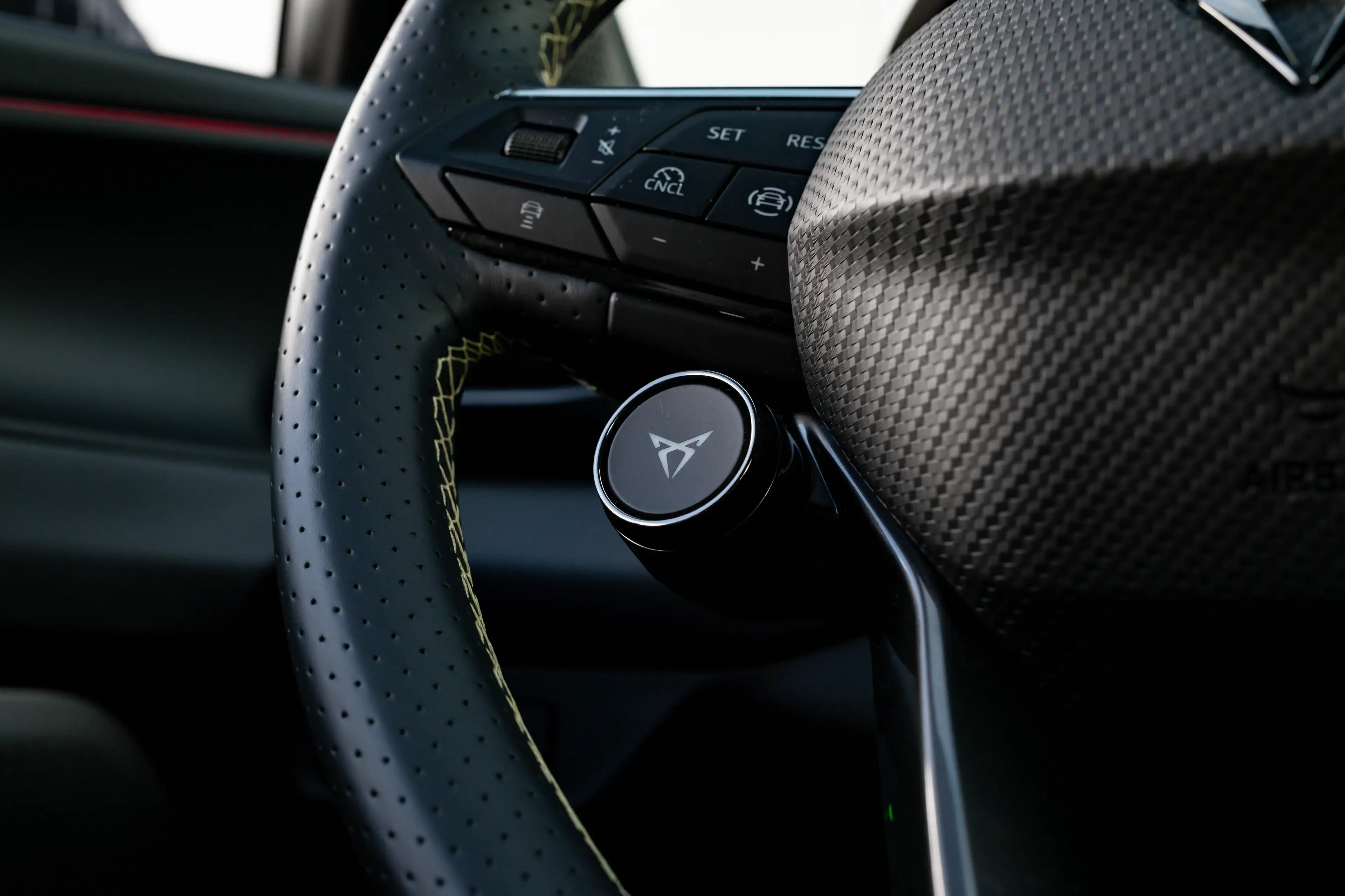 CUPRA Terramar 1.5 TSI e-Hybrid VZ Tribe Edition l Sennheiser Sou — photo 28