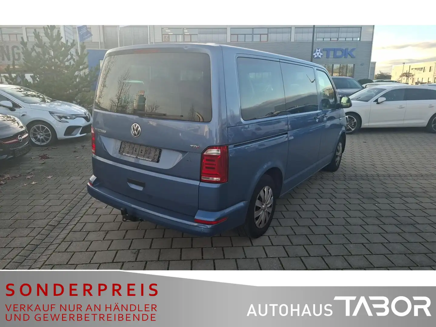 Volkswagen LT 2.0 TDI Multivan Navi Climatr AHK ACC PDC MFL - 2
