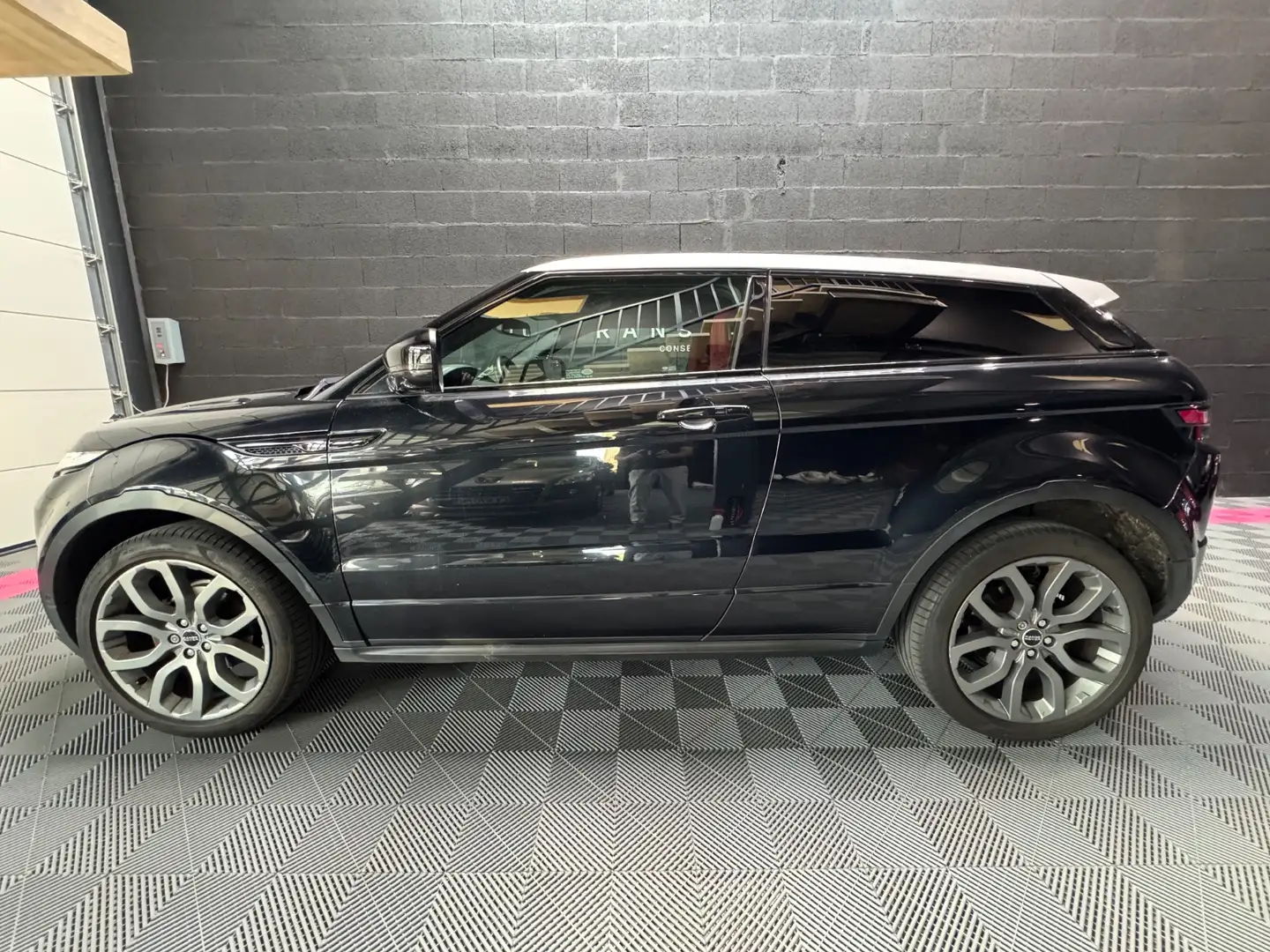 Land Rover Range Rover Evoque Dynamic A Noir - 2